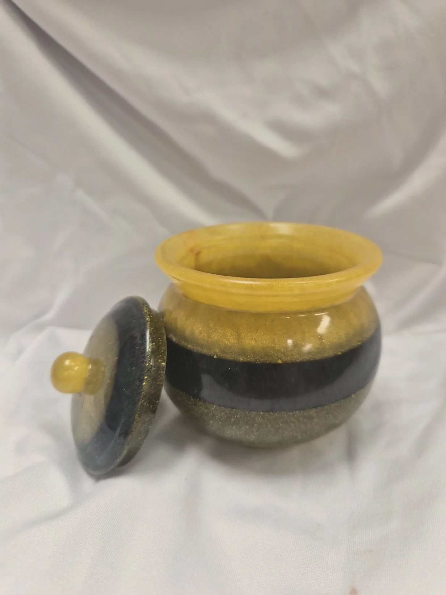small pot 1.jpg