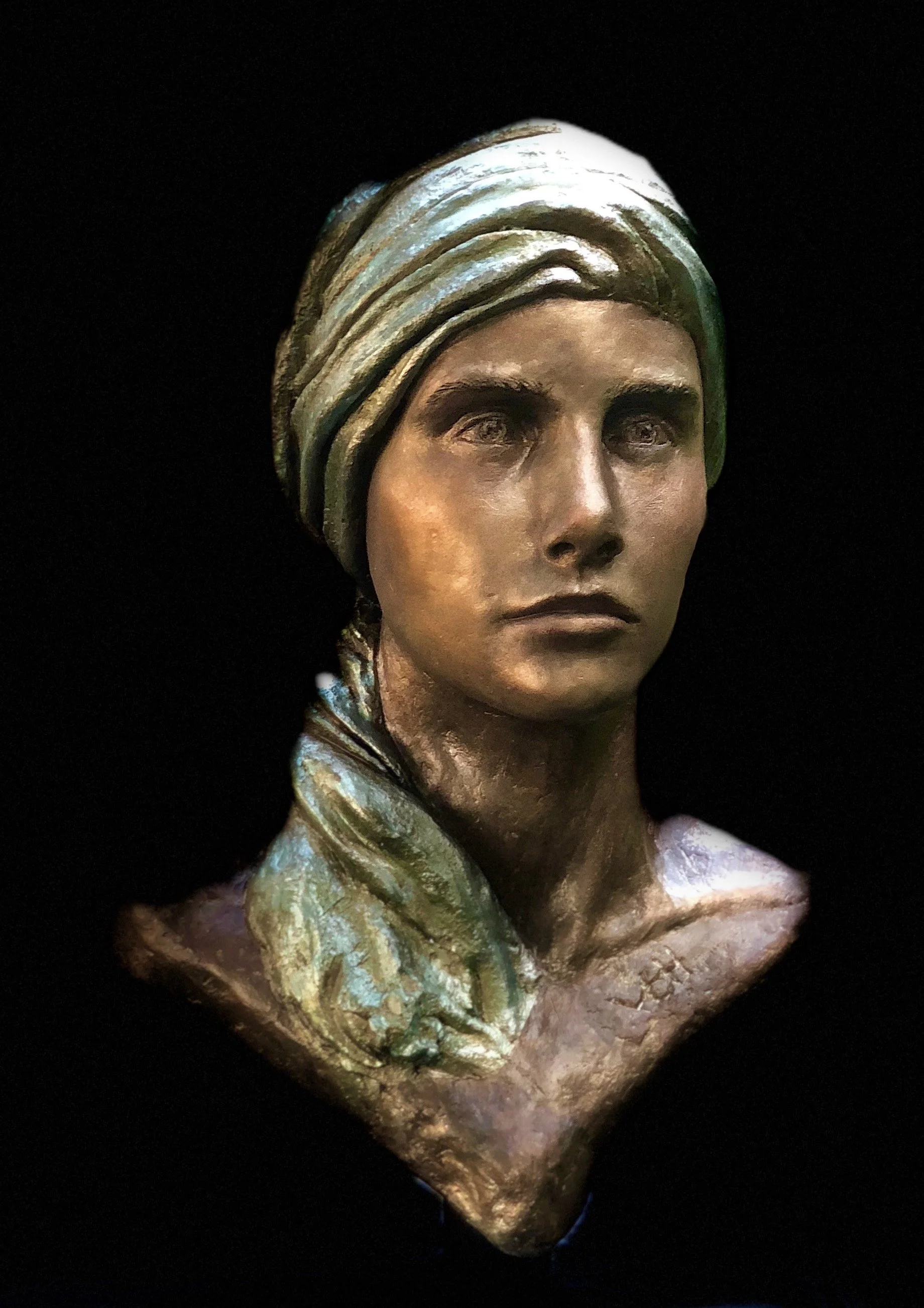 Veronica Garcia-Huidobro R - Chile - "The Girl with the Emerald Scarf”, stoneware sculpture with acrylics and pigmentos, H46 x A35 x P30 cm