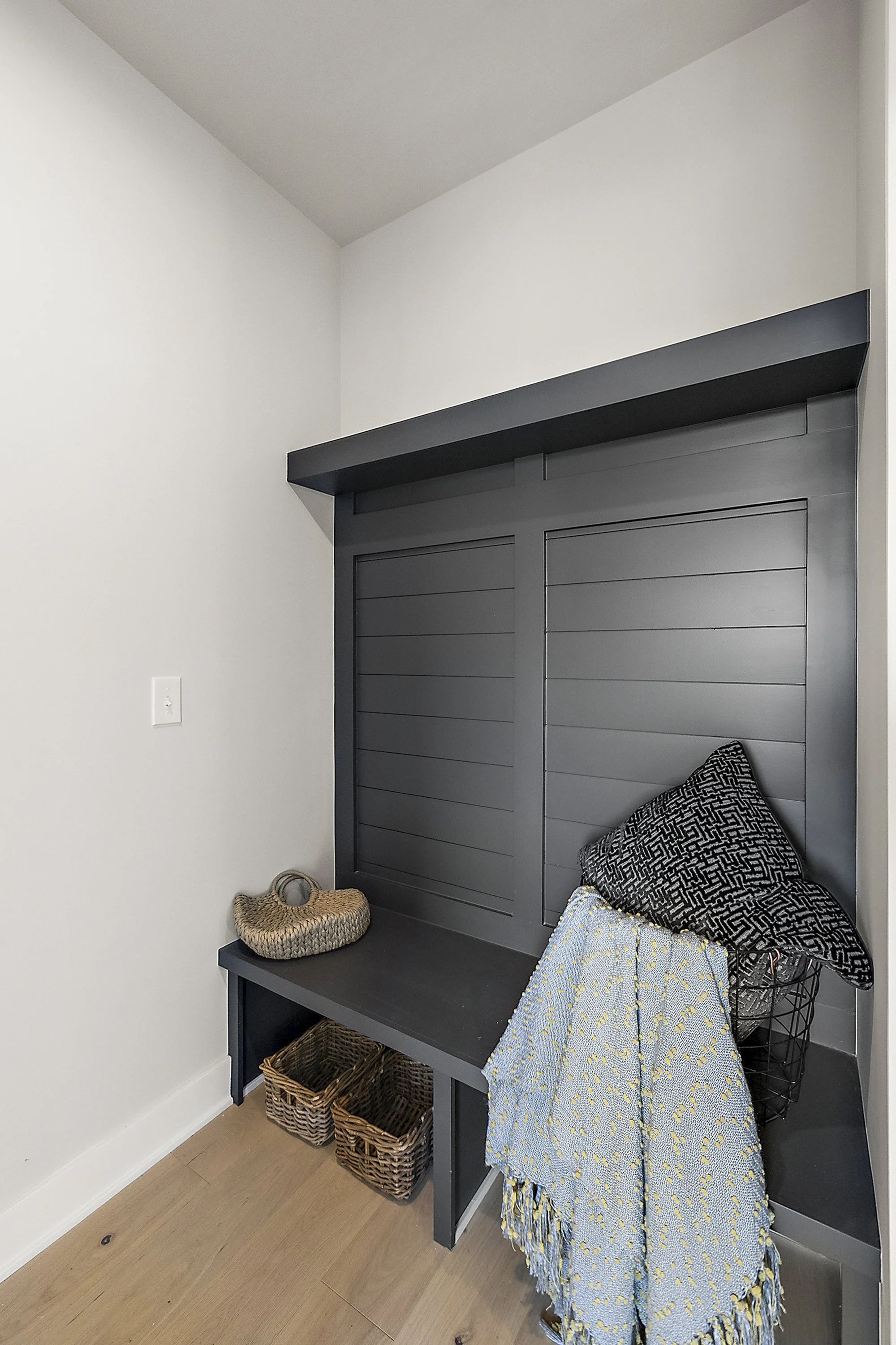 54946 Rose Terrace-31.jpg