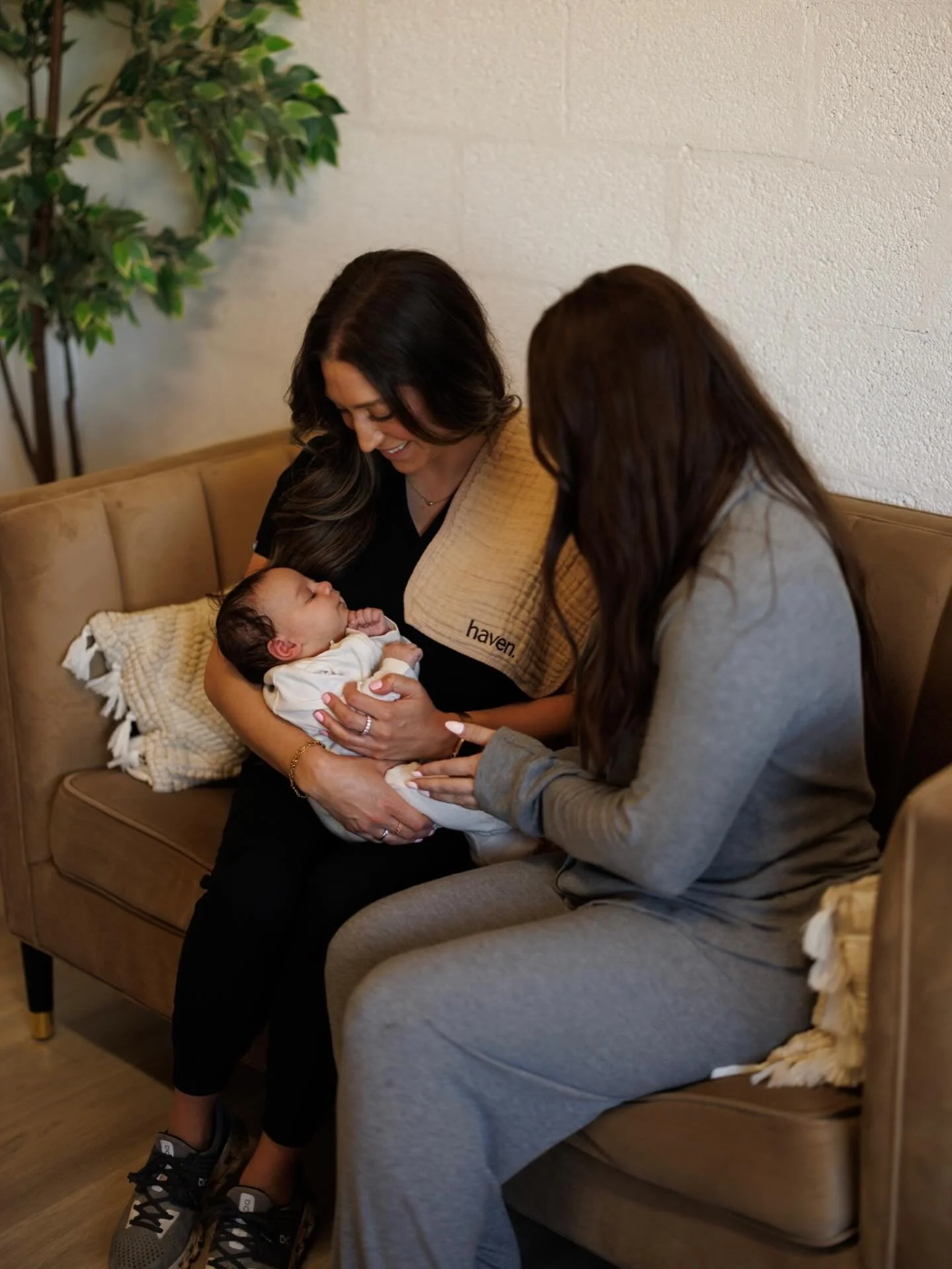 You were never meant to do this alone 🤍

Haven is here to be your village &mdash; without judgment, without pressure, just support&hellip; your way 🕊️