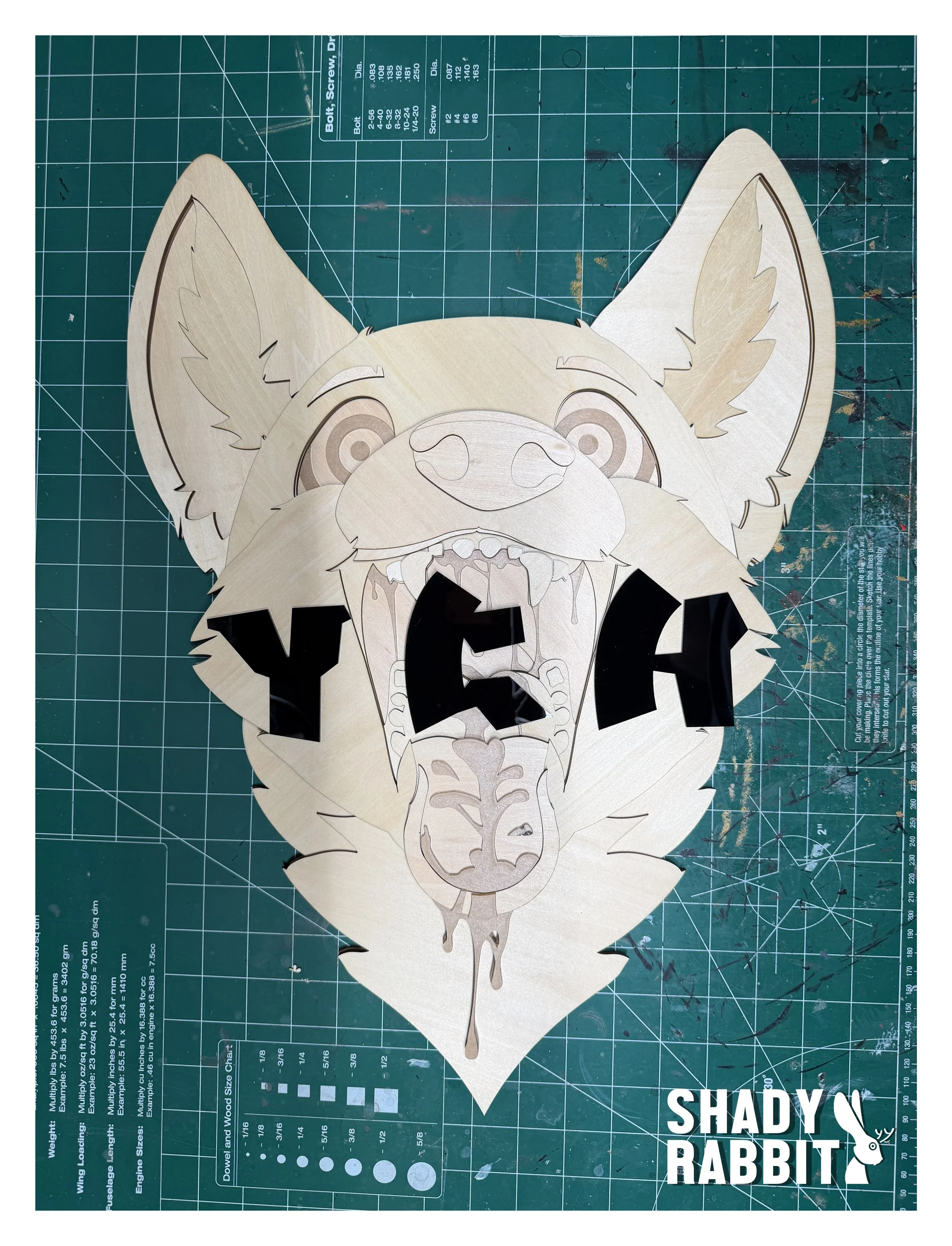 Maw - Your Colors Here