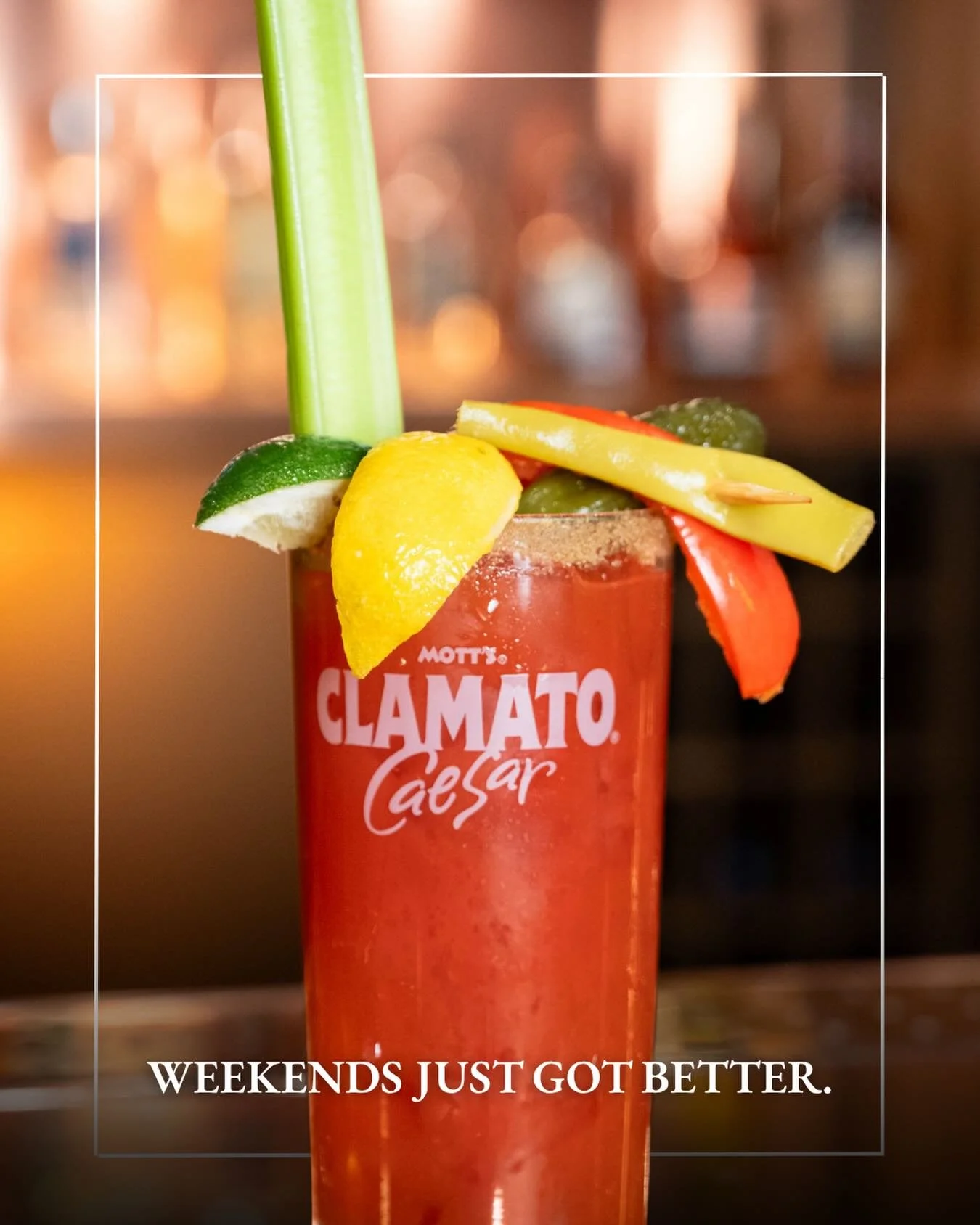 Weekends are made for brunch at Jonathan&rsquo;s. Join us Saturdays &amp; Sundays from 10 a.m. &ndash; 2 p.m. for all your favourites: classic brunch dishes, amazing Caesars, delicious cocktails, and the kind of weekend vibes you&rsquo;ll want to lin