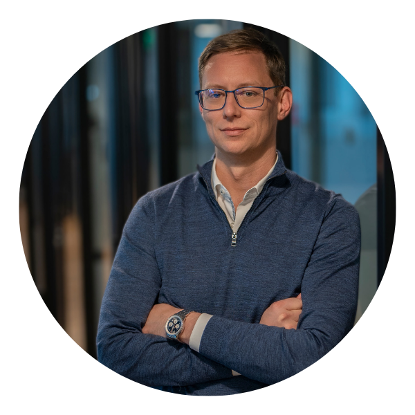 Headshot of Carma CEO Frank McDermott