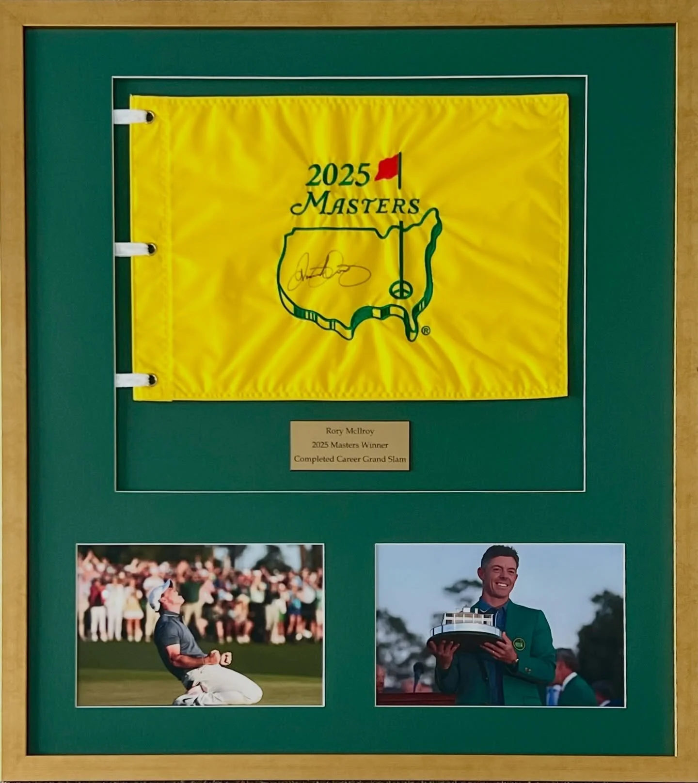 @themasters is back this week, and no better way to celebrate with a signed flag by 2025 winner @rorymcilroy , who completed the Grand Slam winning all 4 majors.

This one finished with a gold frame, masters green matboard and UV glass. The flag was 