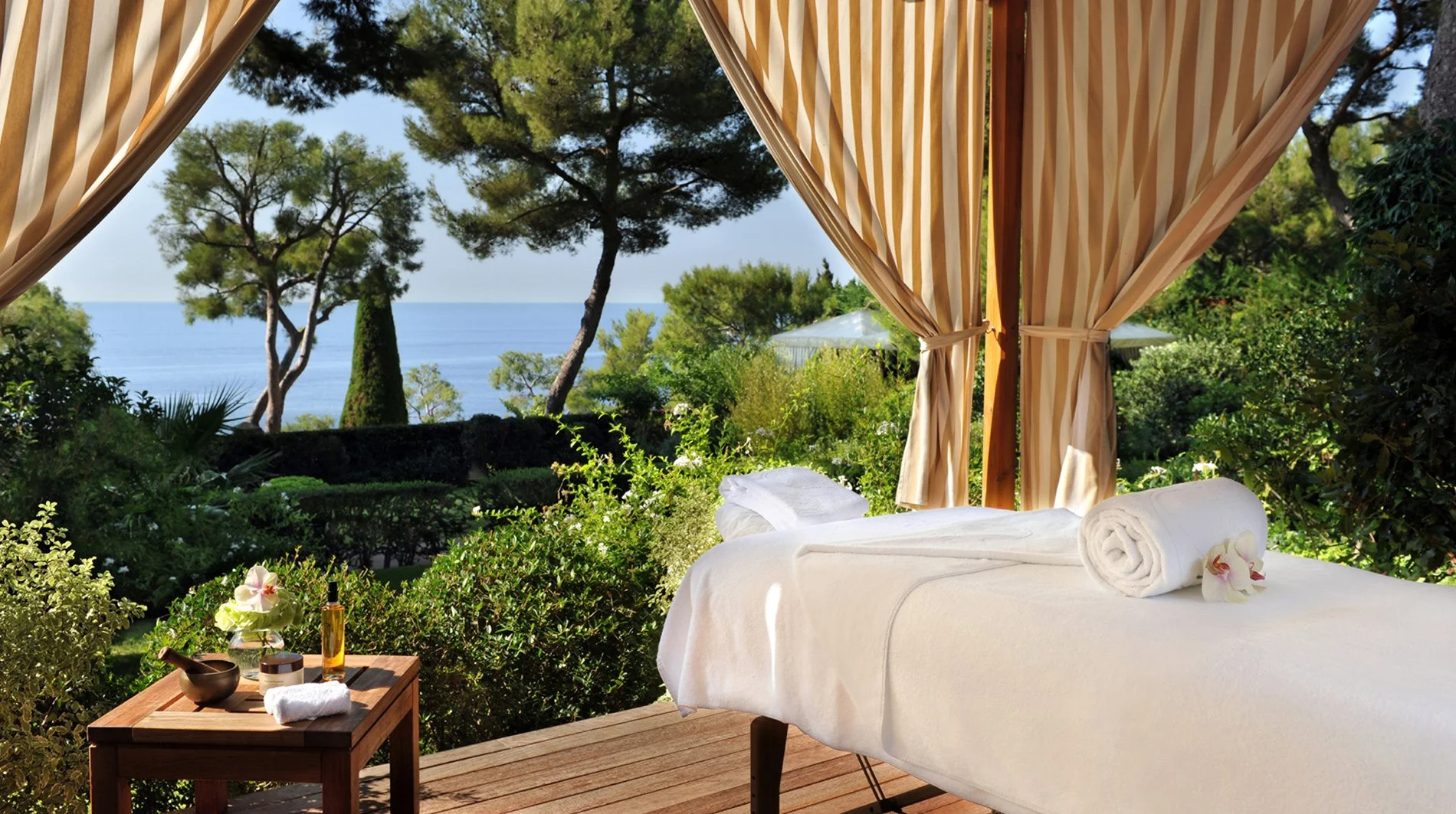 LE SPA at GRAND-HOTEL DU CAP FERRAT, FOUR SEASONS HOTEL
-
Cap-Ferrat, France