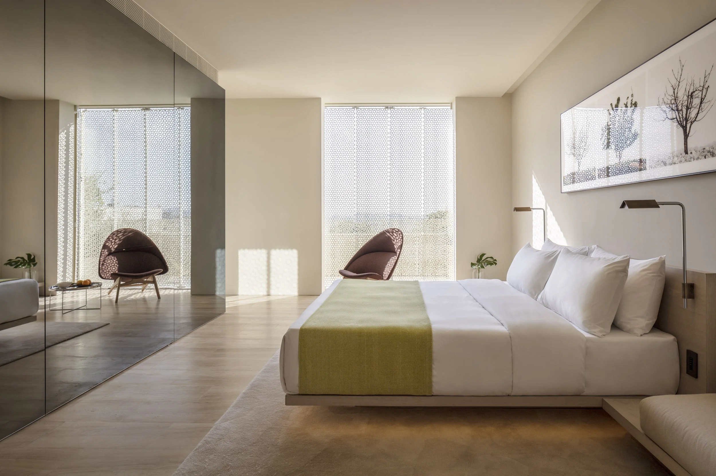 ROOM_518_013.jpg