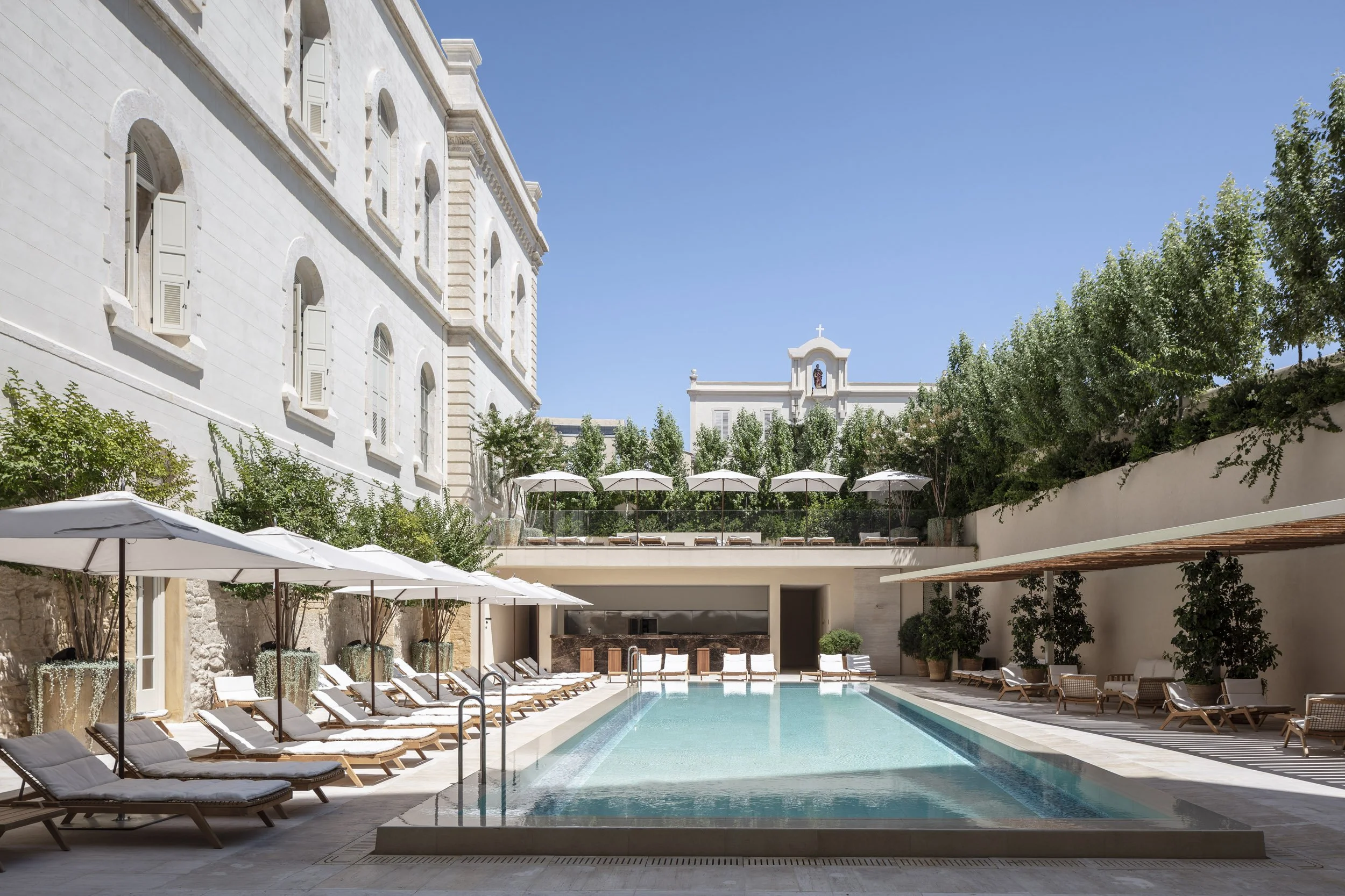 POOL_001.jpg