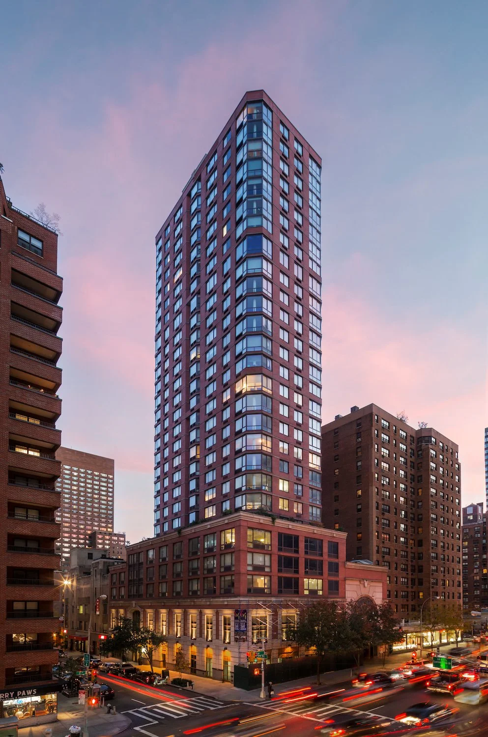 2013DS60.401 300 East 64th (1).jpg