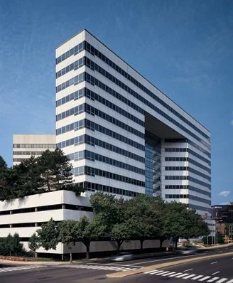 4 Stamford Plaza