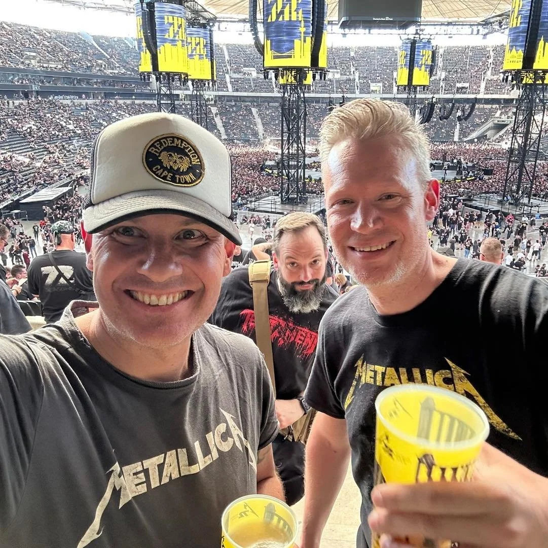 Last weekend Stevo had a great time in Frankfurt with our buddy and &bdquo;jack-of-all-trades&ldquo; Lars 😉😘
Not only we had a GODSNAKE show on Saturday, but he visited both Metallica shows too. What a banger weekend 😎🔥🤘

Who&lsquo;s that guy th