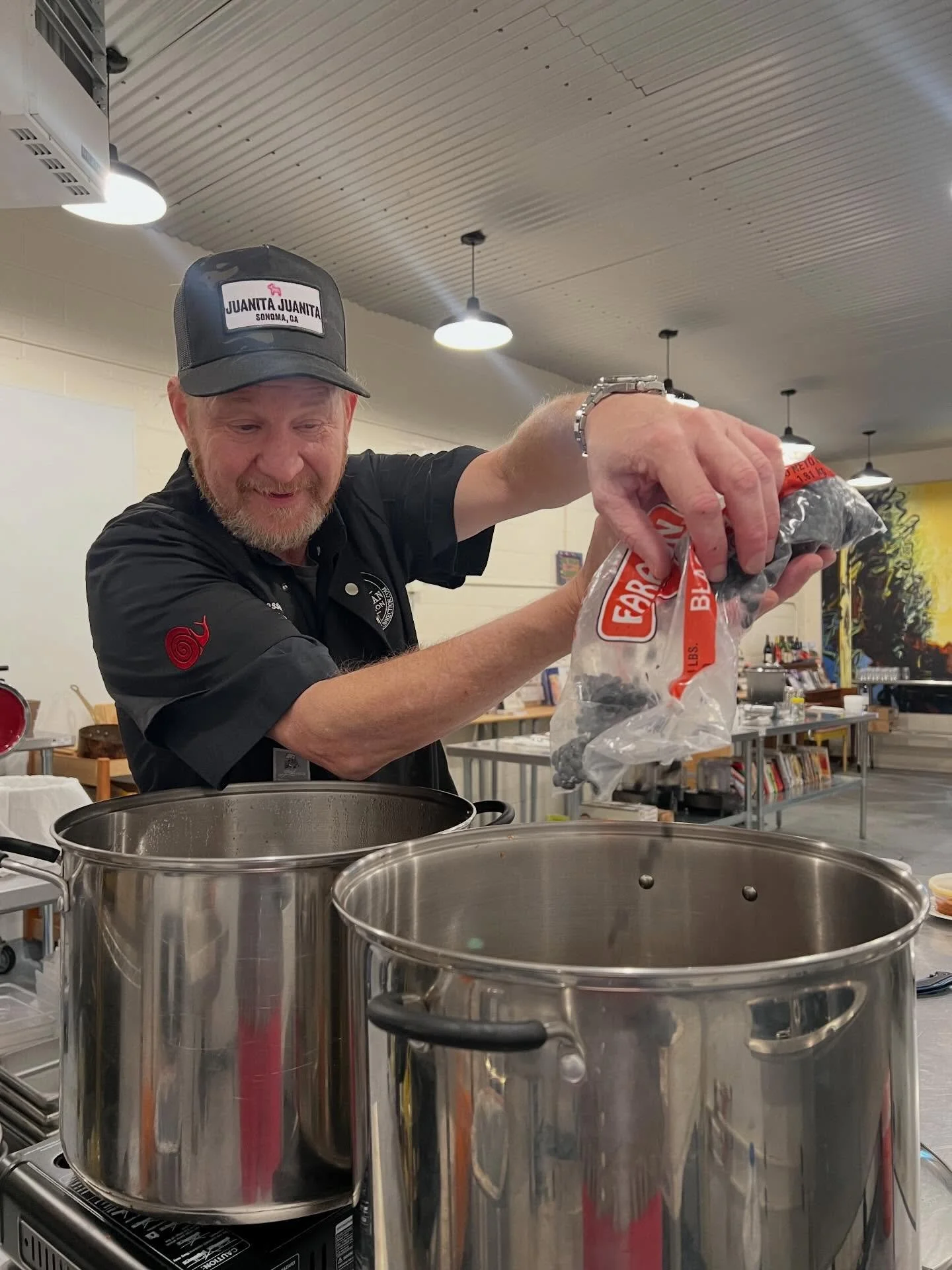 Ben preparing a three bean chili for our seniors this week.  Warm, savory and filled with flavor.  This week we are going vegetarian, and I can share the chili was delicious, as I had it for dinner. @nopaycafe @sheanadavis @epicureansonoma @fishsonom