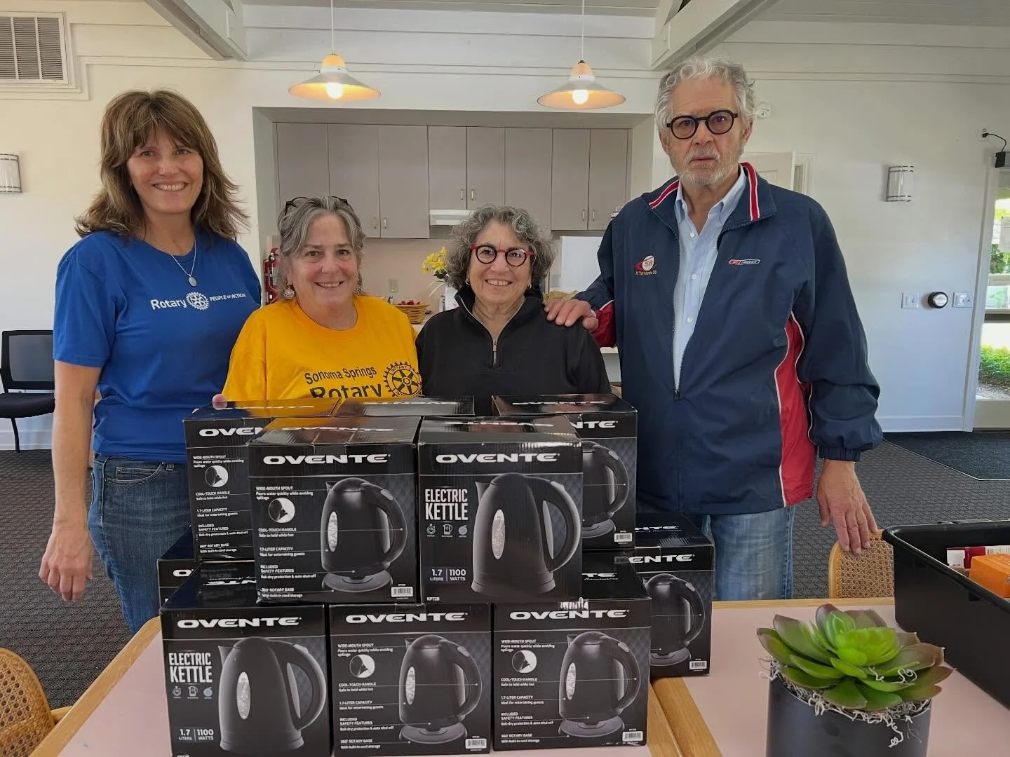 Today it was our club&rsquo;s honor to donate and deliver 40 Electric Automatic Shut-Off Tea Kettles to low income seniors at Burbank Housing&rsquo;s Sonoma Creek and Oak Ridge apartments.  Thanks to member Sheana Davis and her husband Ben Sessions o