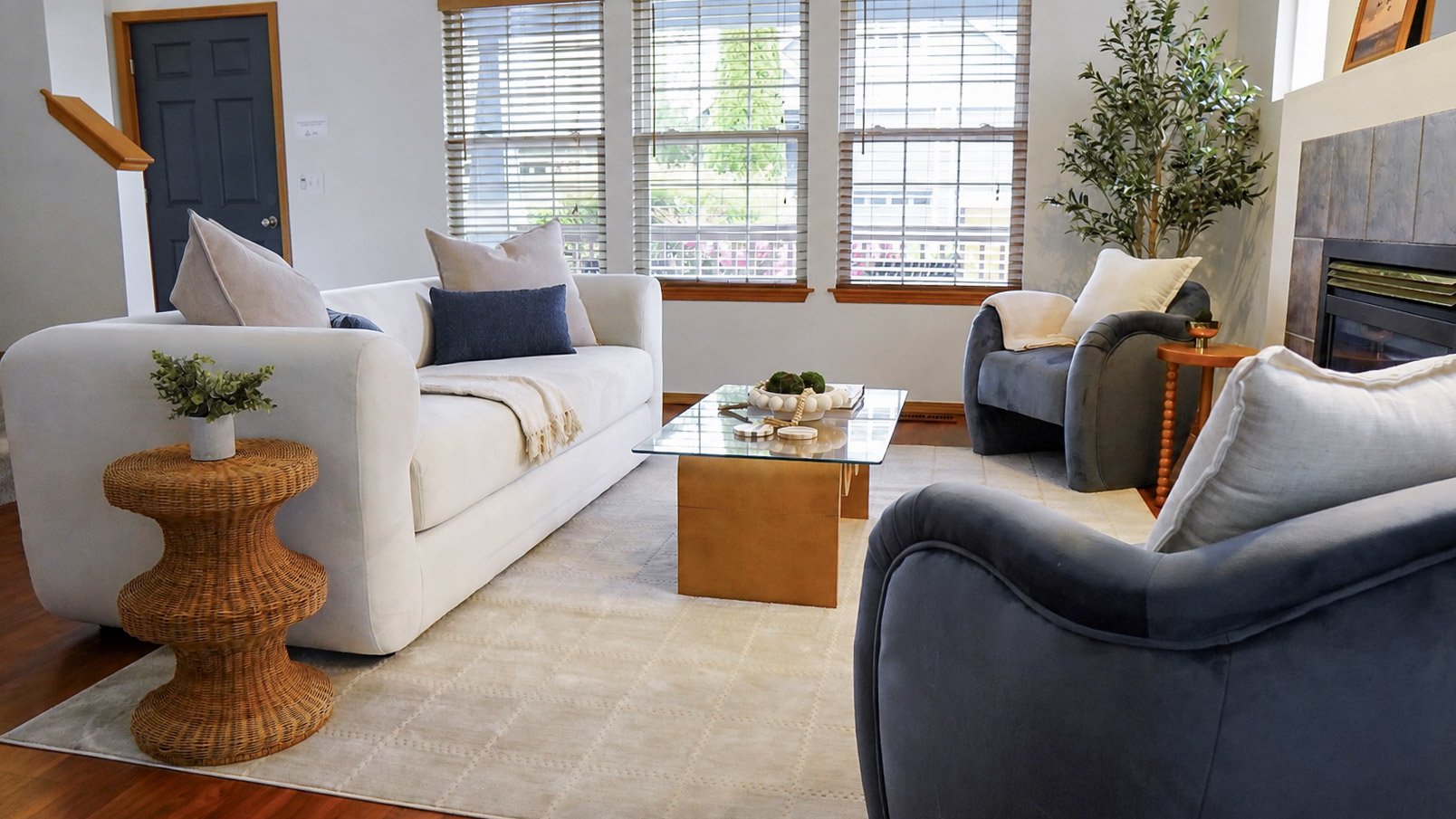myerslivingroom2 (2).jpg