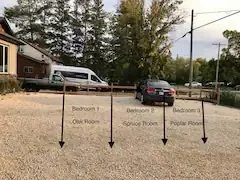 Diagram showing different types of bedrooms and closets in a residential property.