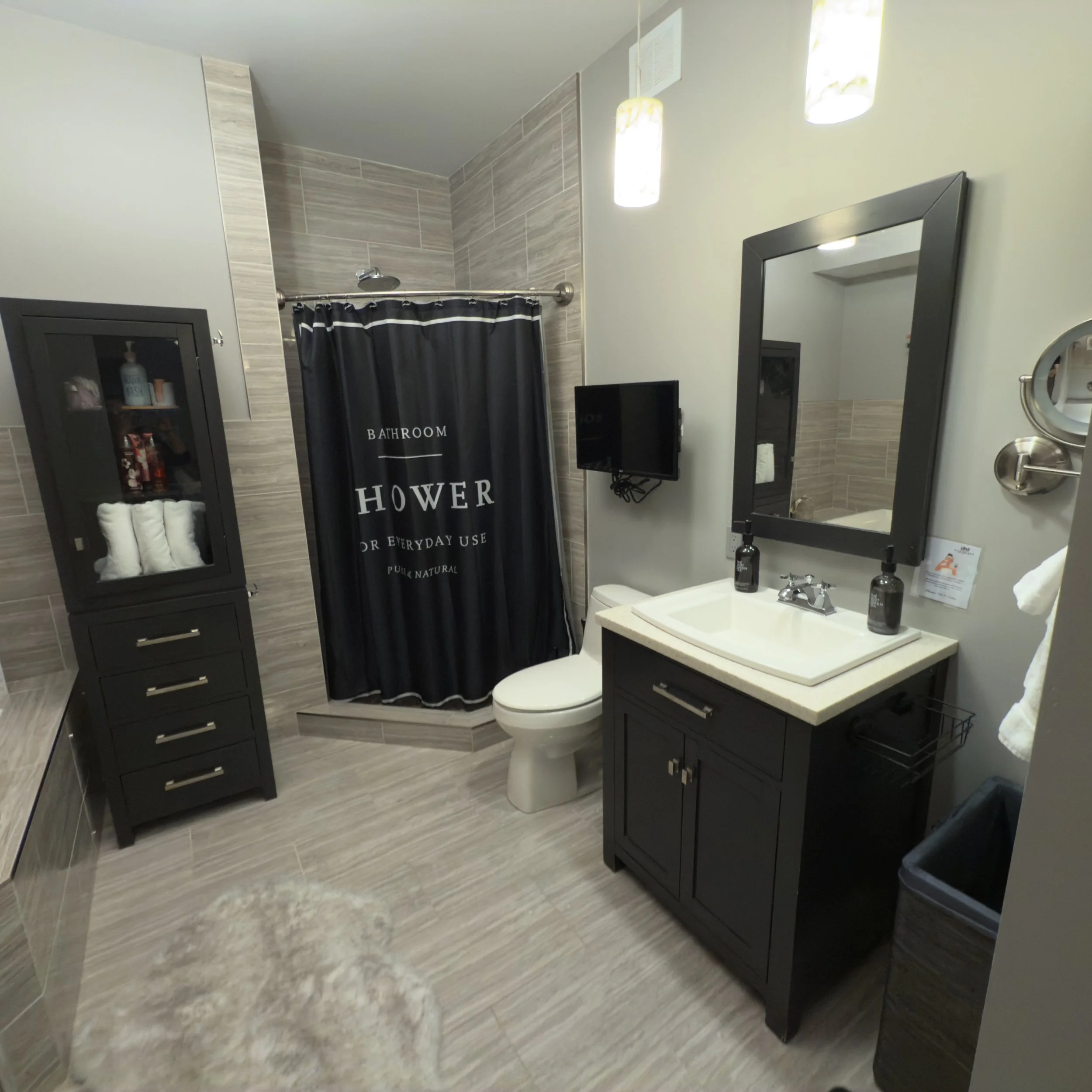 Shower and toilet also included in bedroom