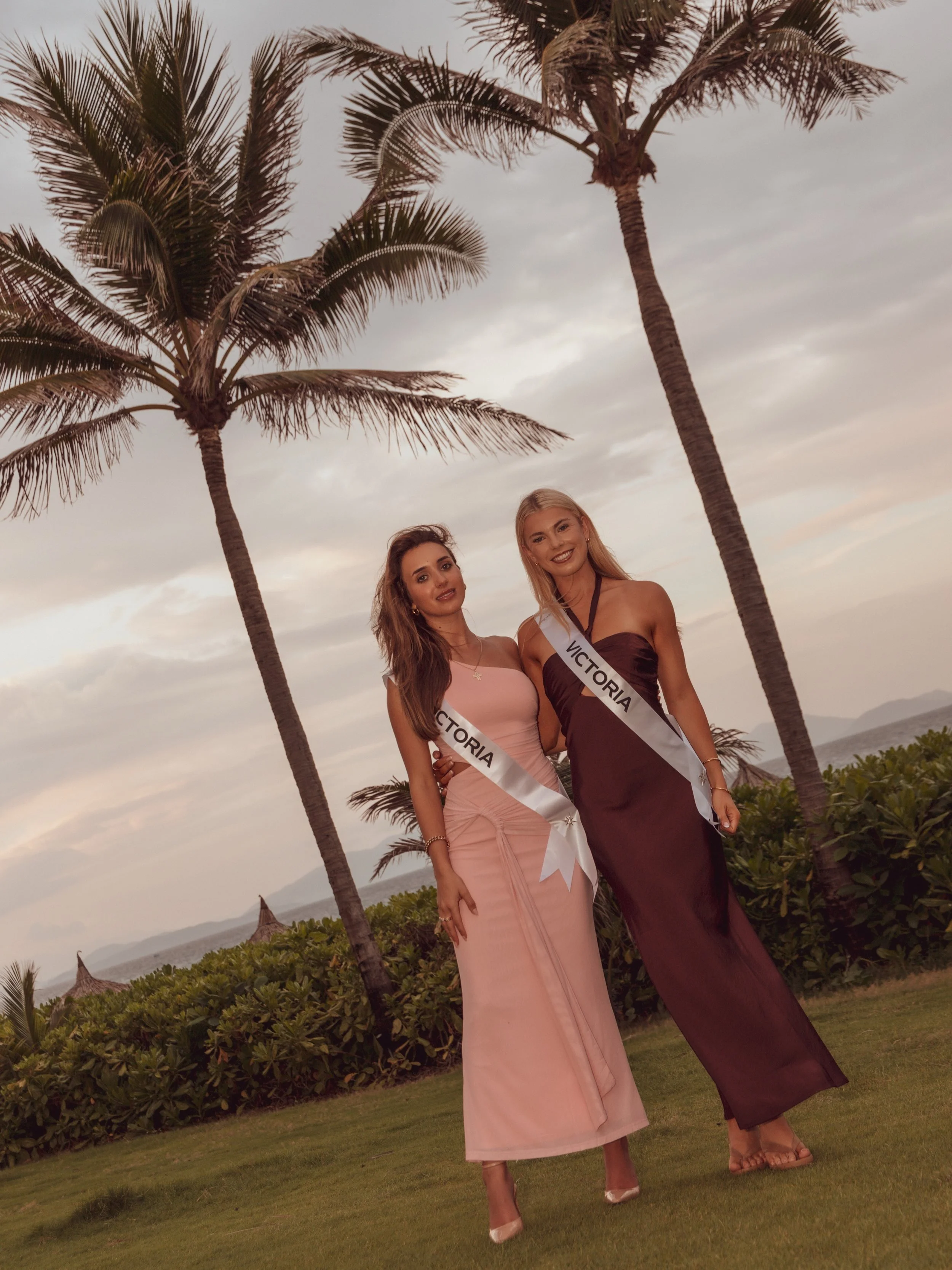 In paradise wearing @billy_j_boutique 🏝️

Miss Universe Australia is Proudly Presented by; @hairhouseaustralia and @halohairau
Cosmetic Dentistry Partner; @voguedentalstudios
Hair Extensions Partner; @seamless1
Managed by; @pinktankevents
&nbsp;
#Mi