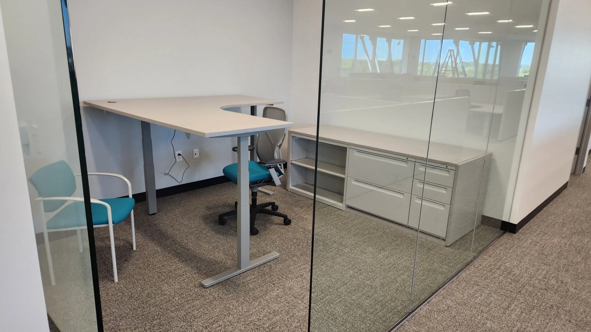 Corner Sit Stand 1.jpg