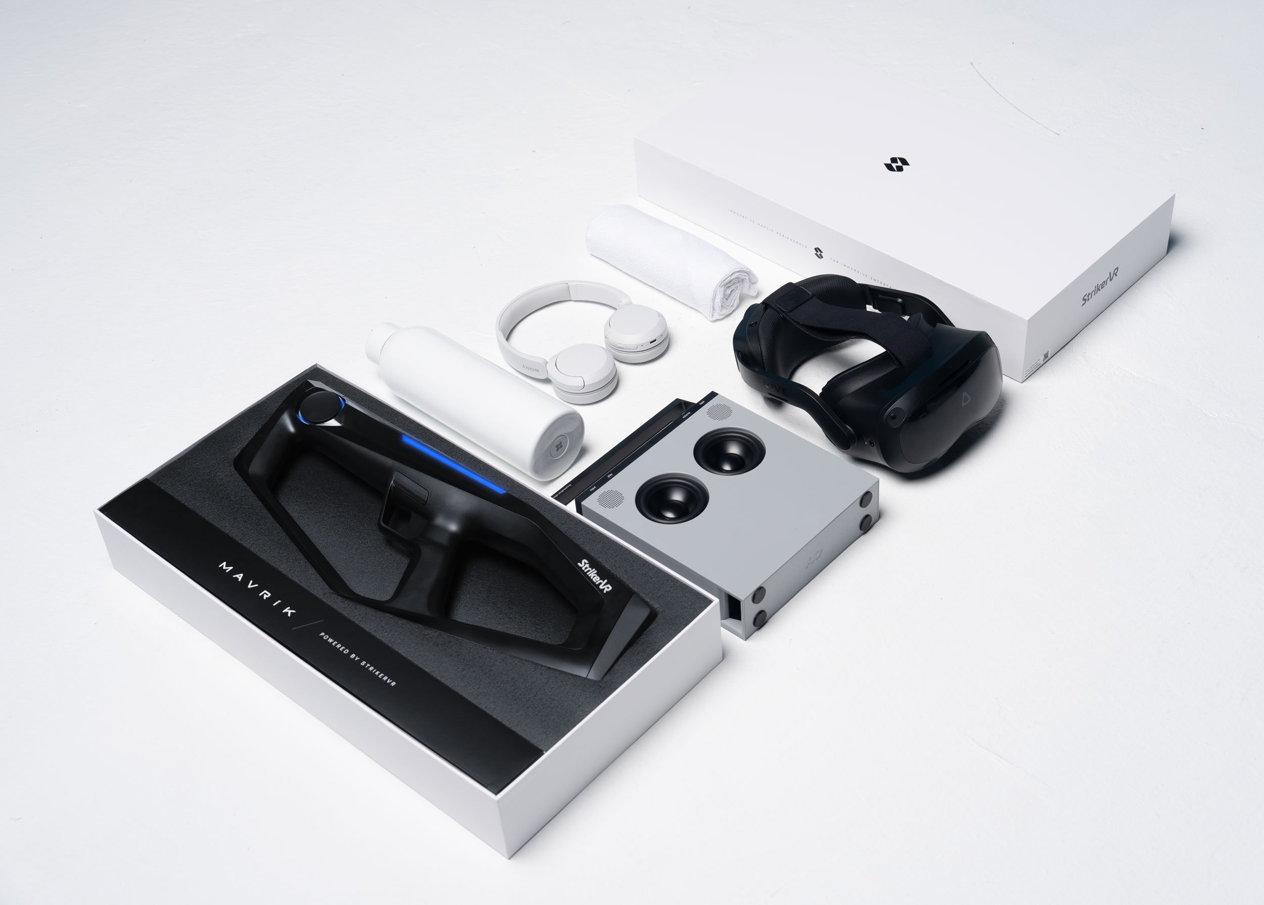 StrikerVR Mavrik & Packaging