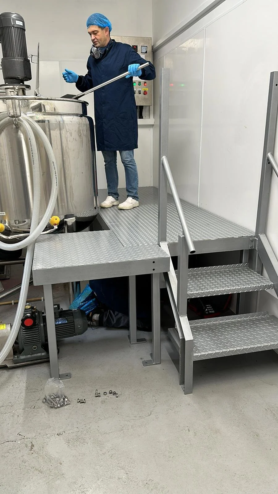 Veterinary Pharmaceutical Mixing Platform