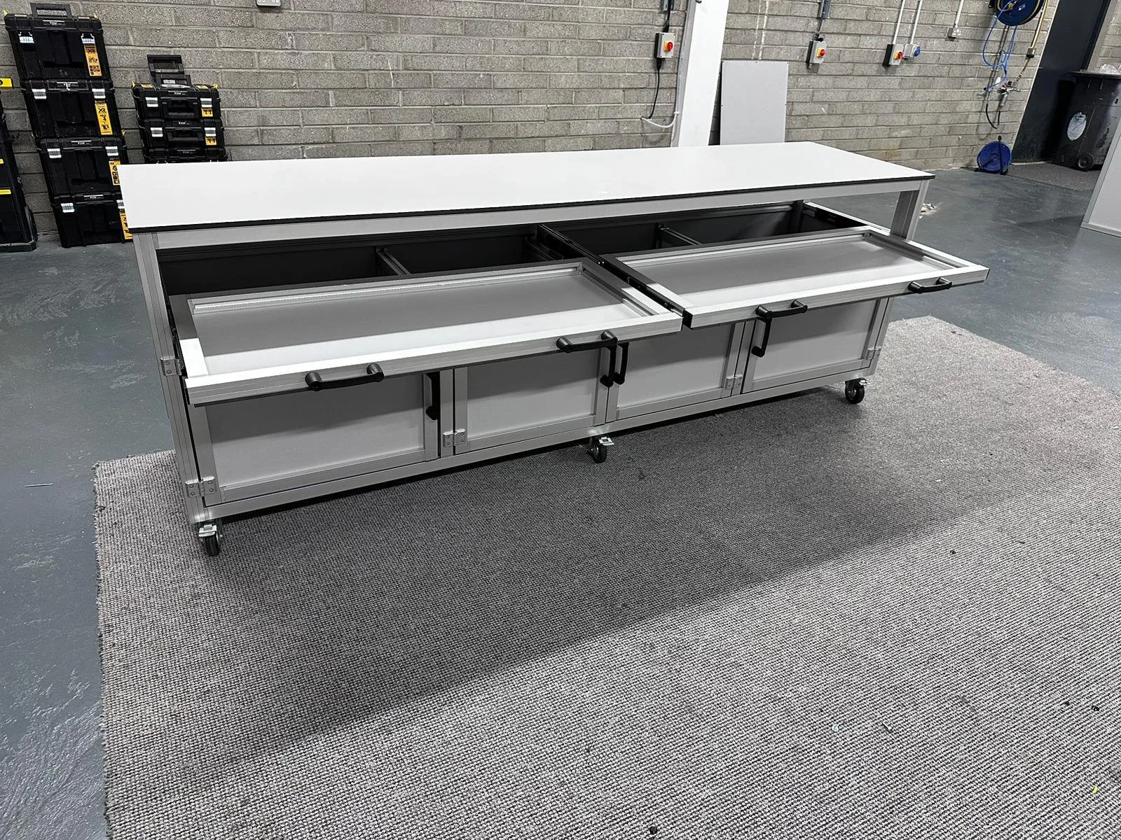 WhatsApp Image 2026-01-08 at 16.00.44 (4).jpeg