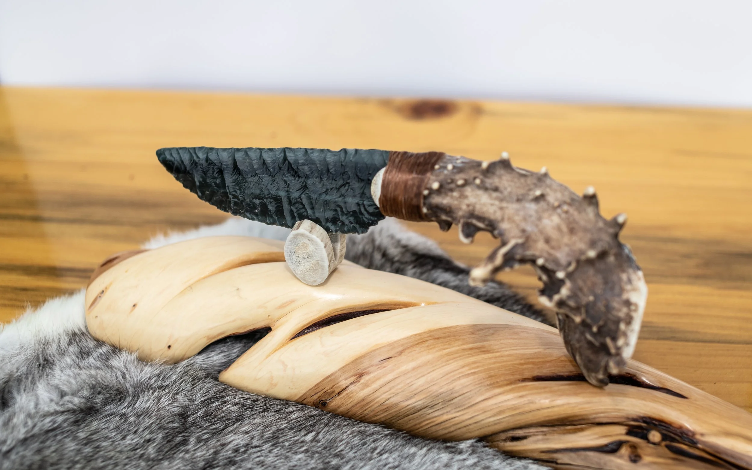 Honor your hunt as art.
Send us the jawbone, leg bone, or antlers from your harvest or your favorite shed finds, and we will craft stunning decorative obsidian knives or matched sets made to be displayed and treasured. Any style, any embellishment—be