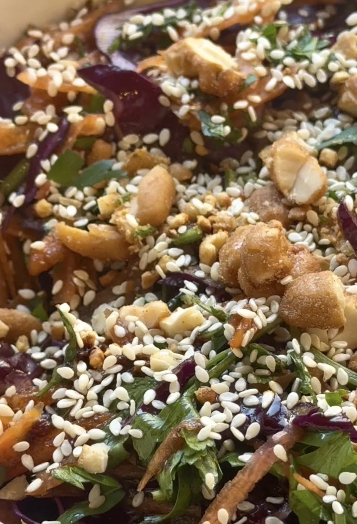 Peanut, Sesame &amp; Ginger Slaw