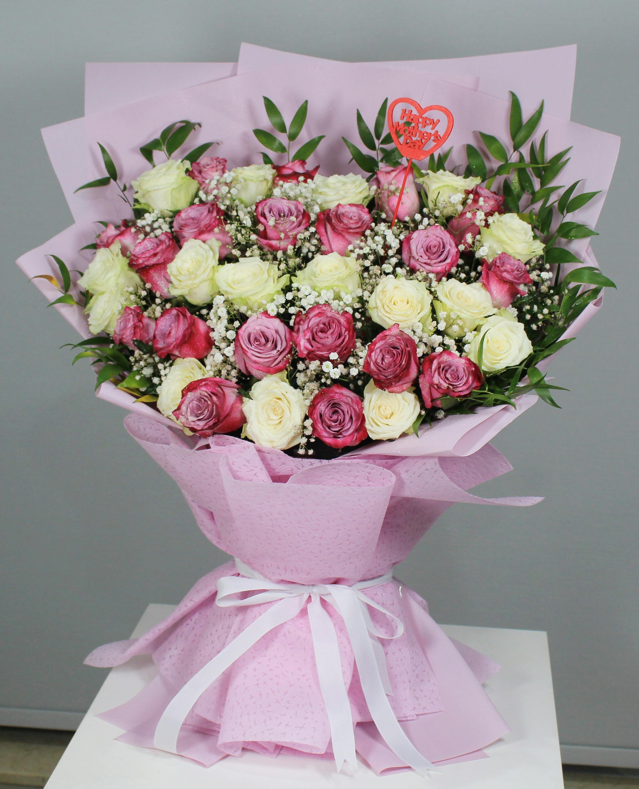 Large Pink Bouquet With Duo-color Roses