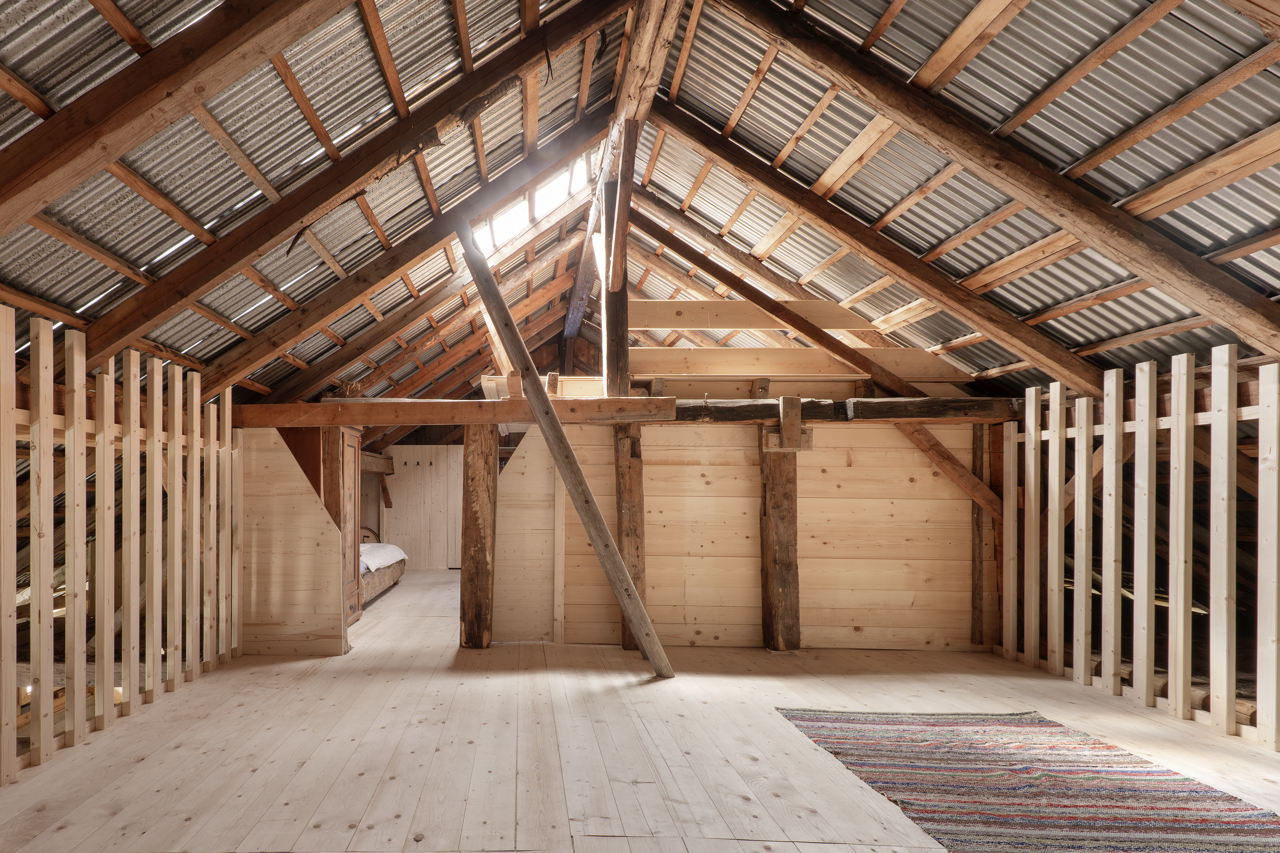 Alm__copyright_alexgretter_0059-1 Large.png