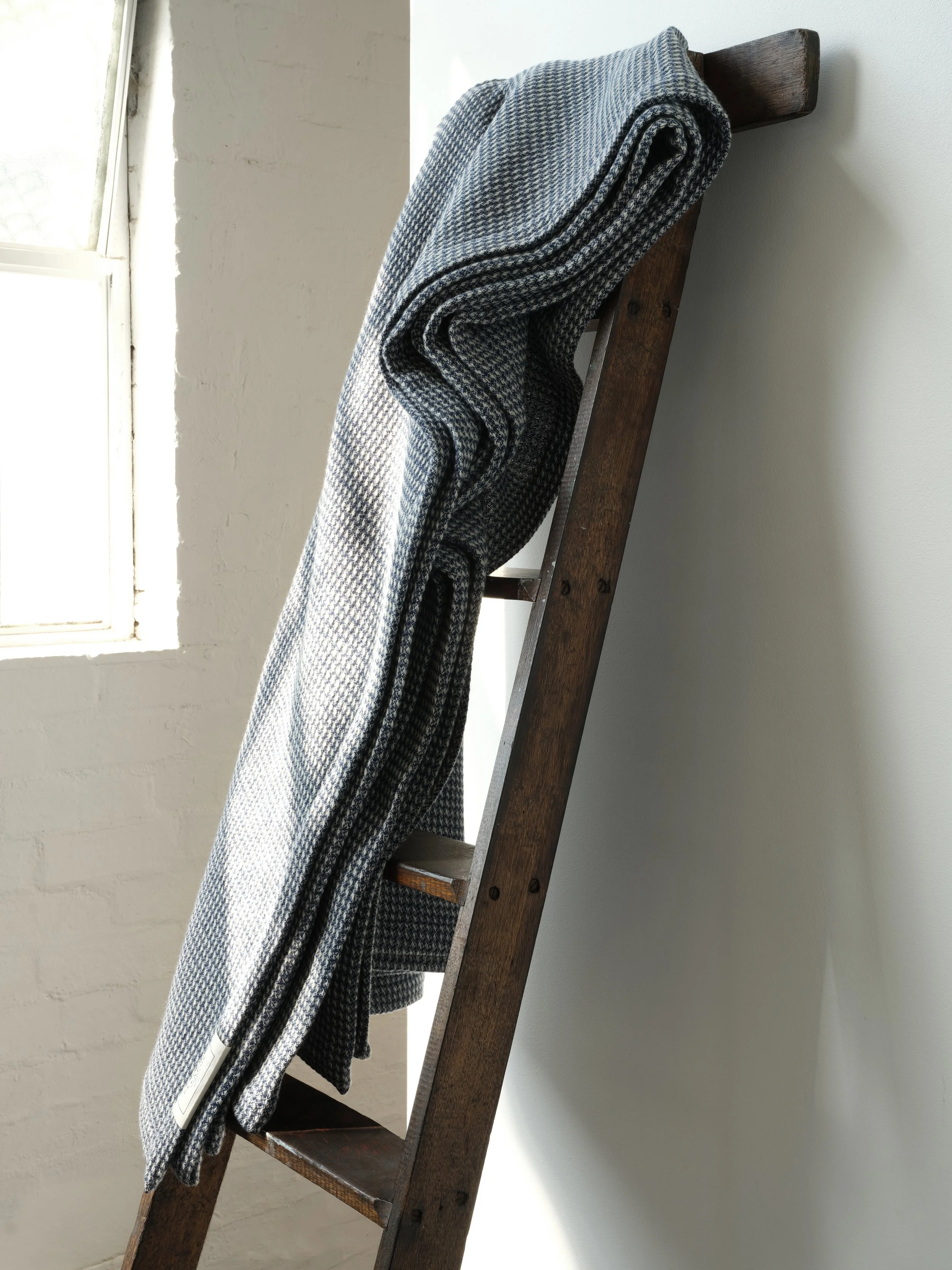 Bare Hill Bed Blanket XL