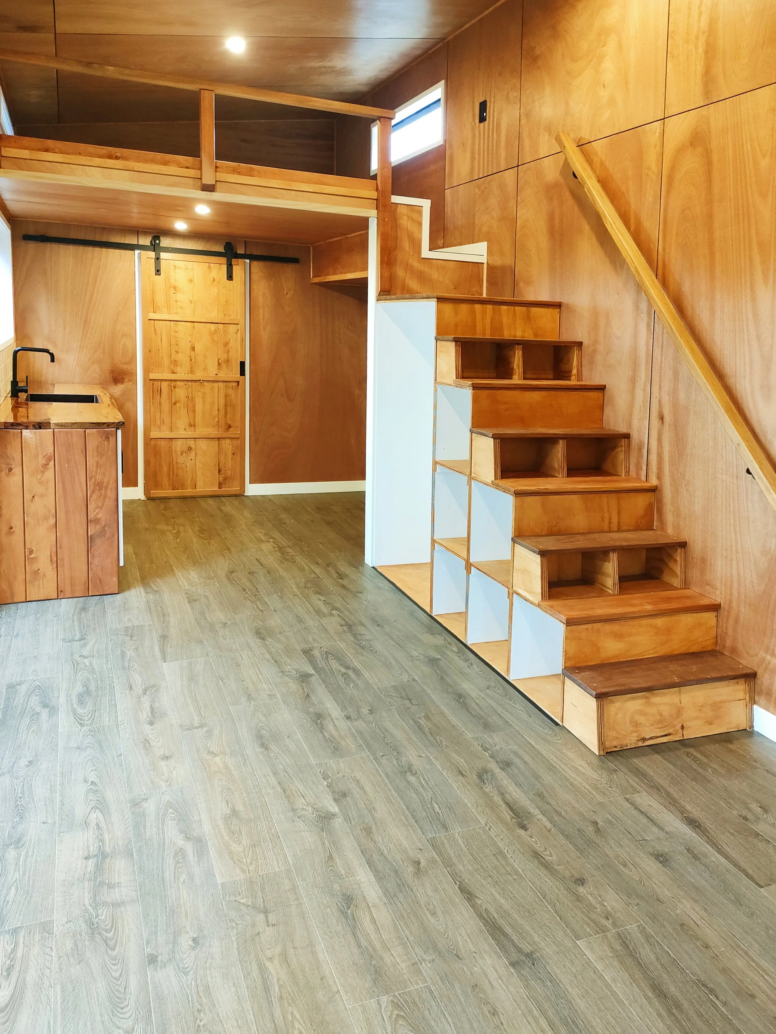 Minor dwelling with custom carpentry