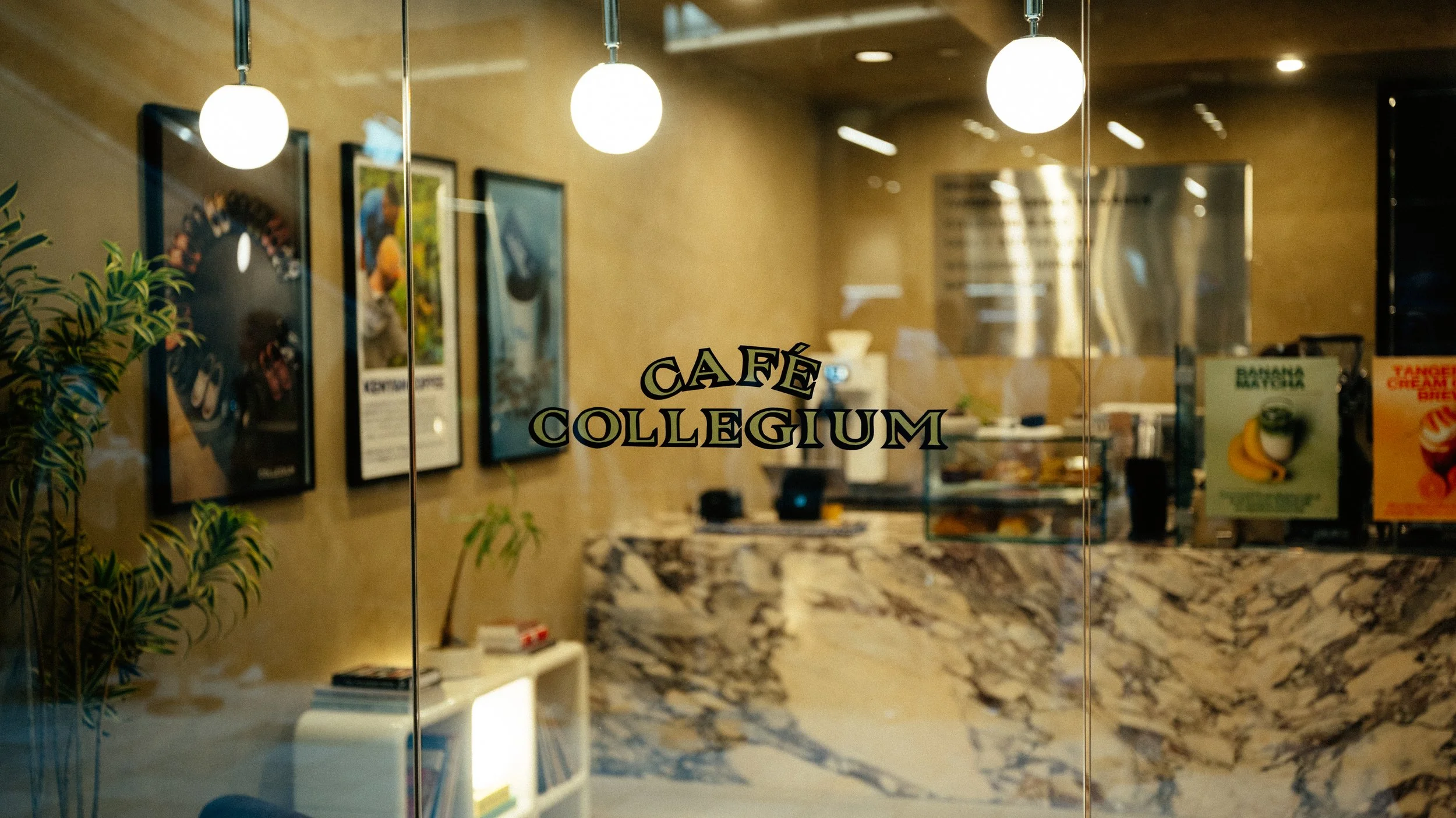 CAFÉ COLLEGIUM