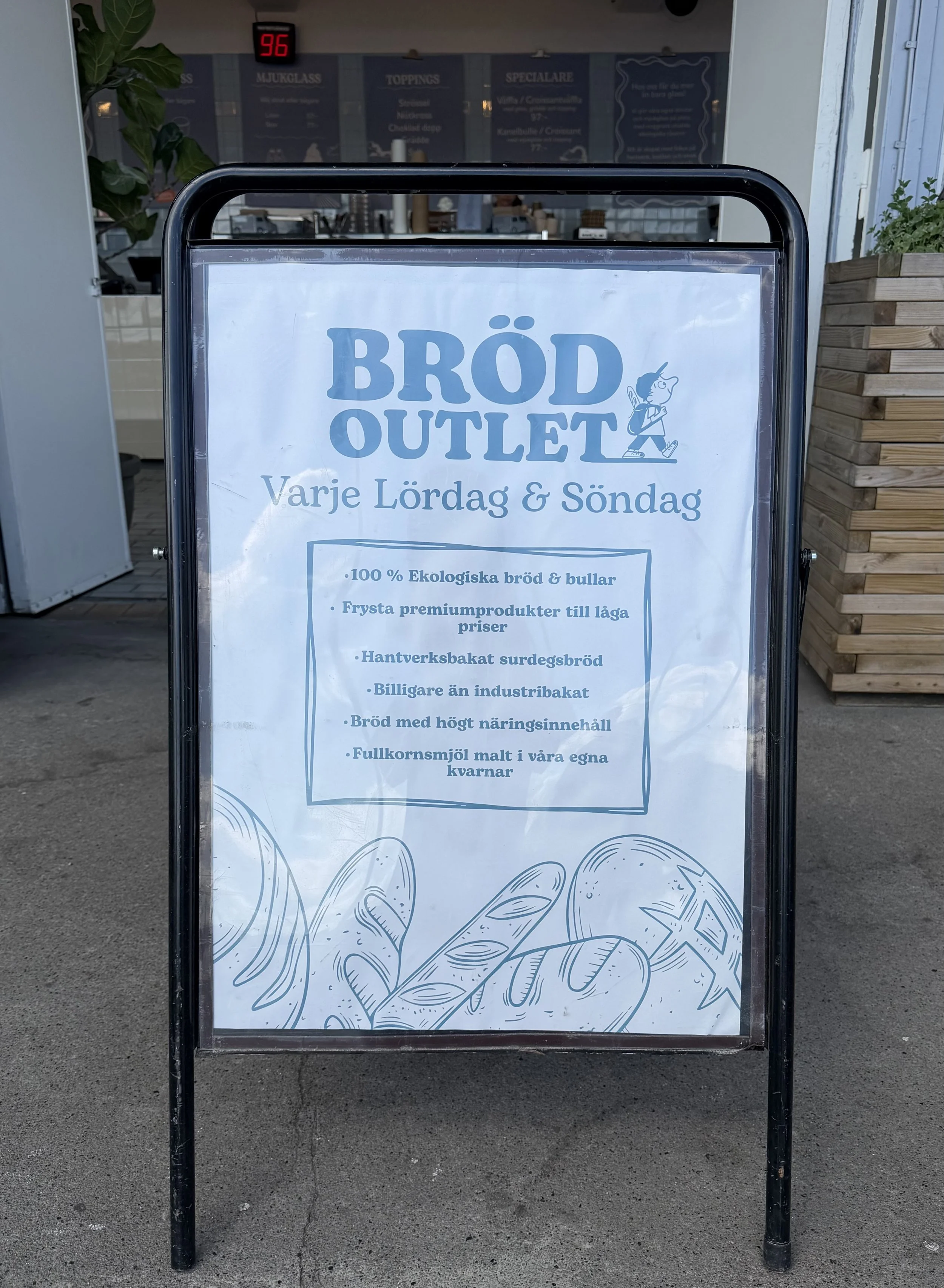 Brödoutletskylt.jpeg
