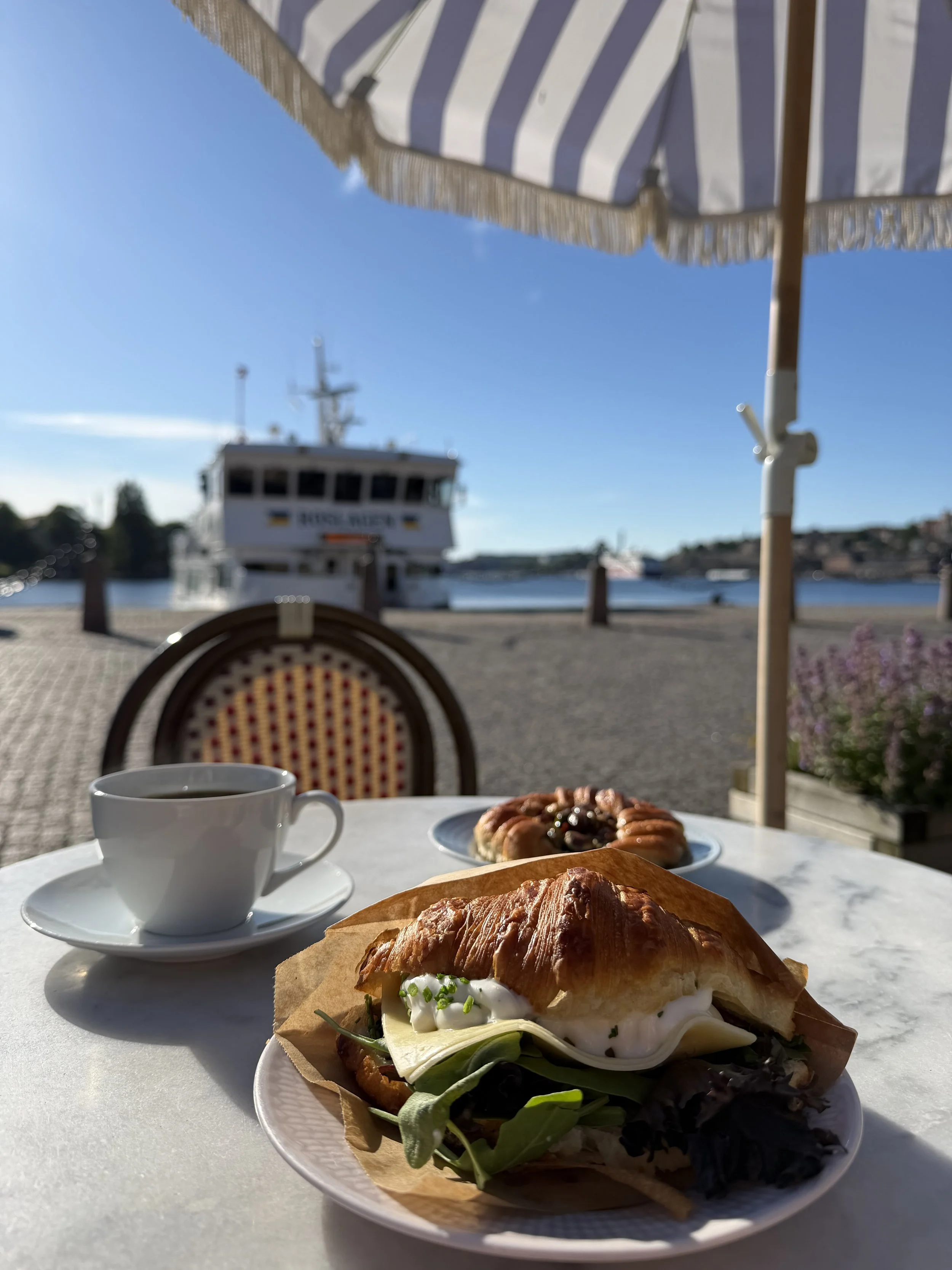 galleri cafe croissant ute.jpeg