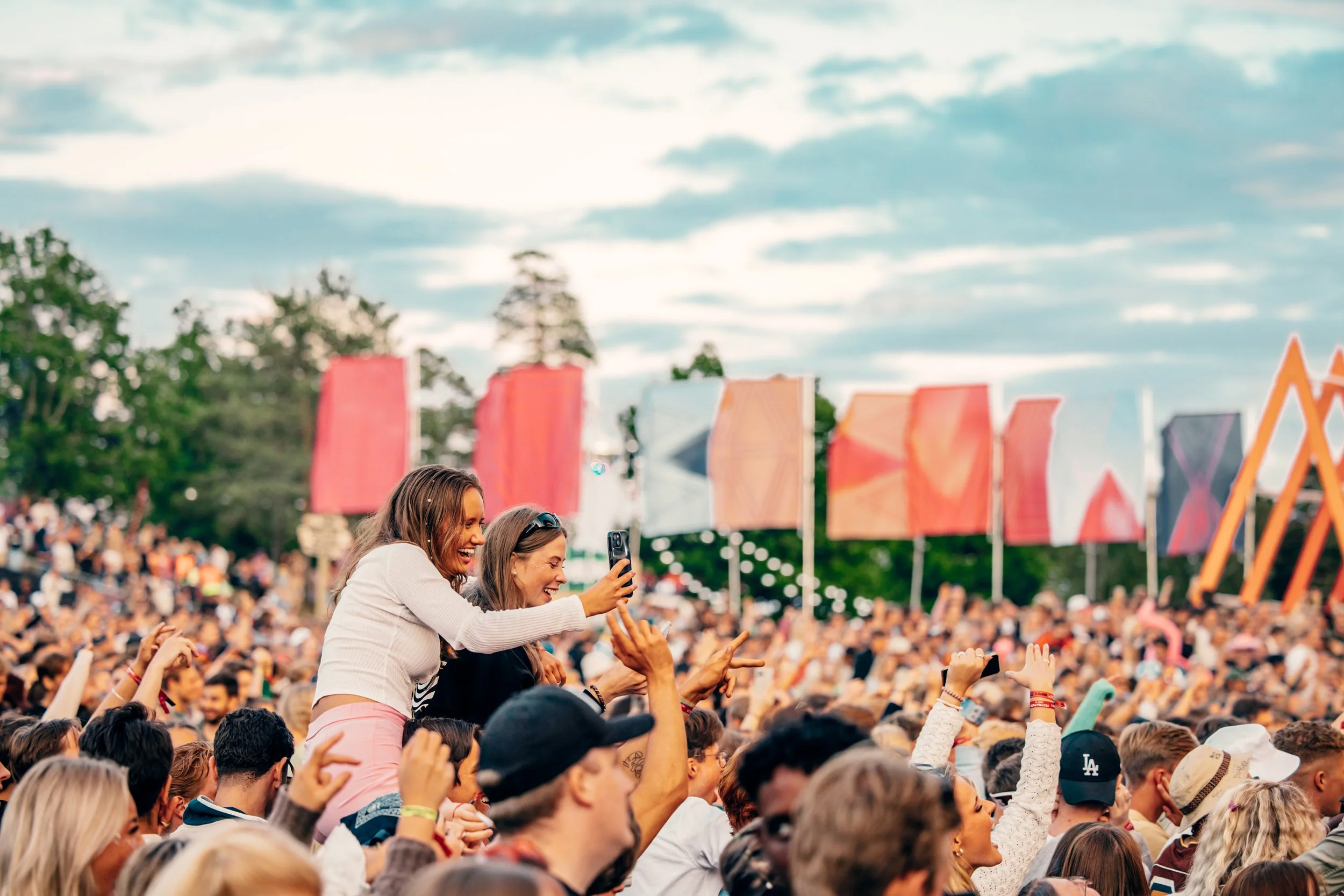 FORSALG PÅ STAVERNFESTIVALEN 2027 TILGJENGELIG NÅ