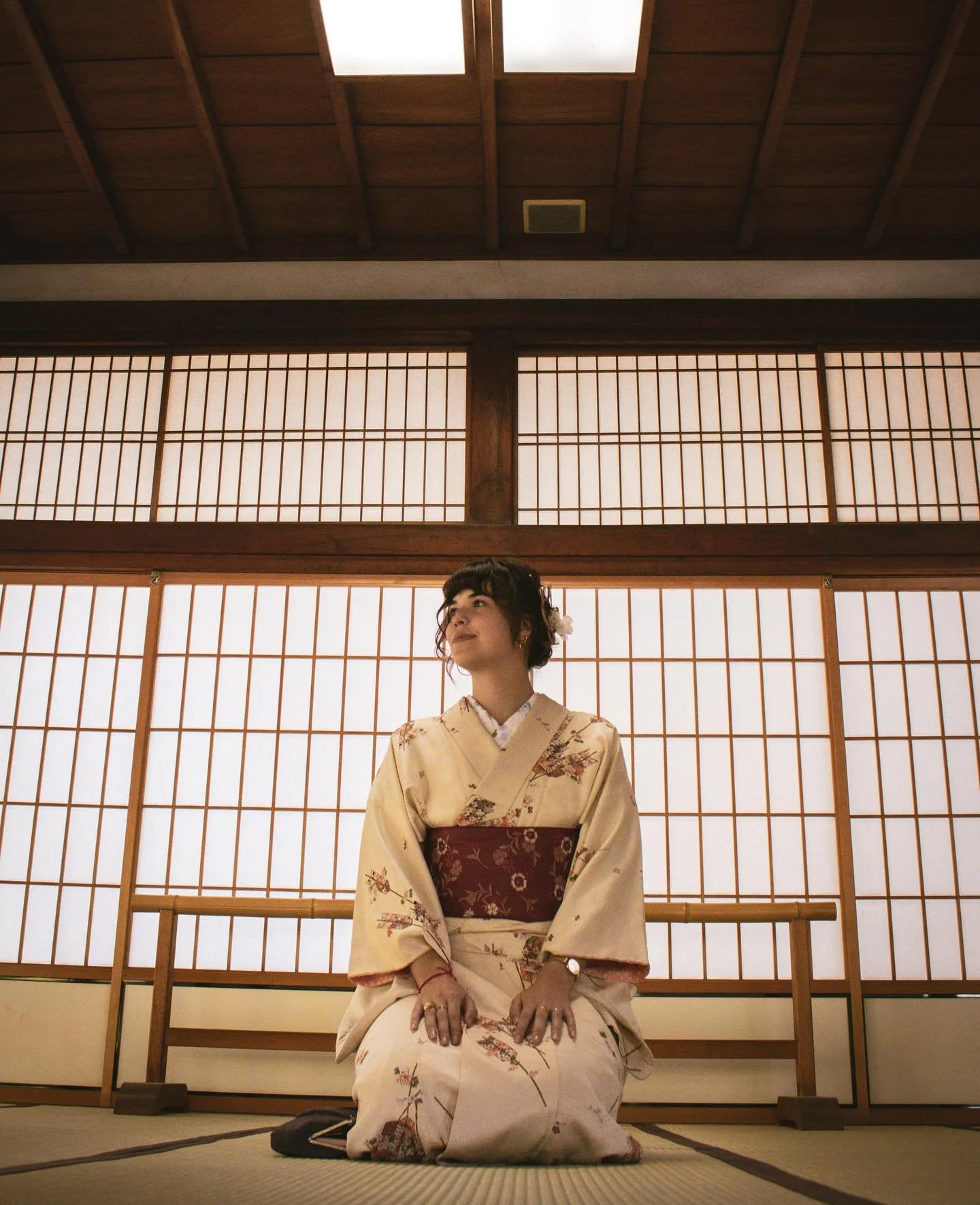 🇯🇵✨ Eerder dit jaar maakte ik een bijzondere rondreis door Japan. Tijdens deze reis heb ik de schoonheid van dit waanzinnige land vastgelegd met wat horizontale shots. 📸 Van levendige steden tot serene landschappen&mdash;Japan blijft verrassen! 🎏