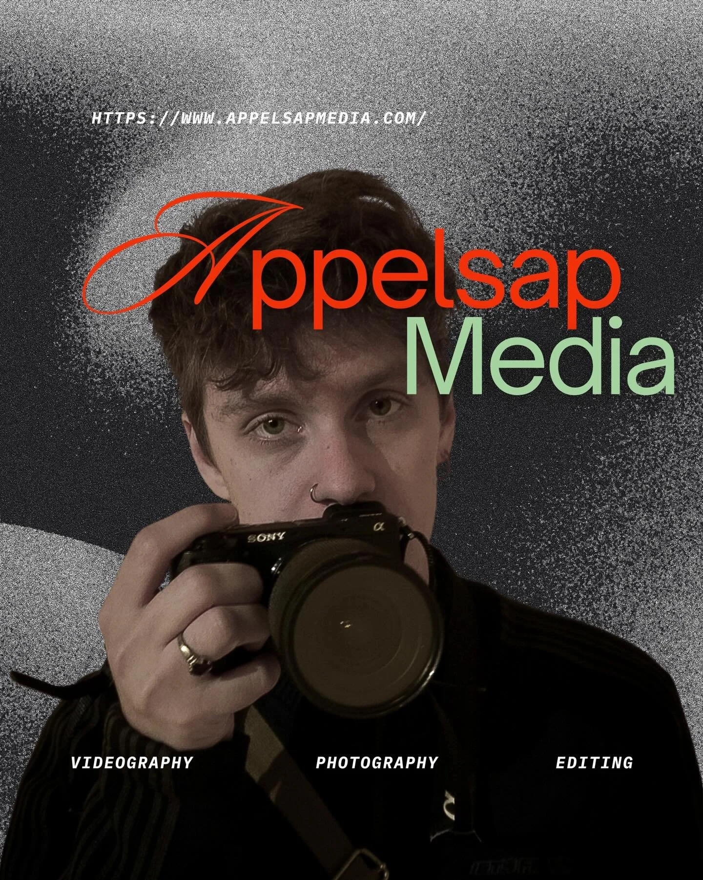 Hi! Ik ben Viggo Appel, een 25-jarige freelance filmmaker en fotograaf. Met een passie voor het vertalen van idee&euml;n naar visuele verhalen. 

📹 Verder heb ik een driejarige audiovisuele opleiding in Rotterdam en een eenjarige bachelor filmstudie