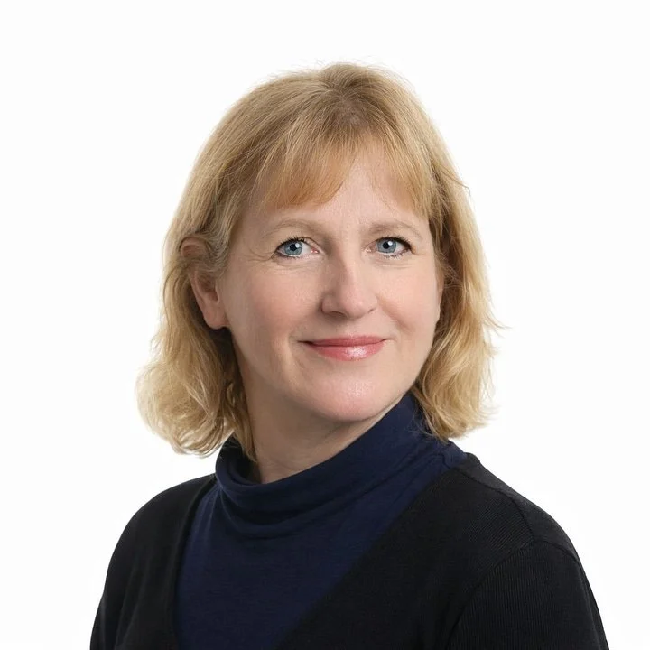 Julie Mackay