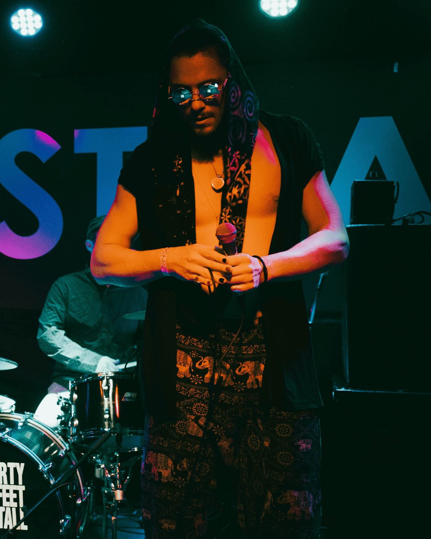 🎉 Celebrating MozesThePoet: Igniting a Legend 🎉 Authenticity reigns as MozesThePoet, owner of Colorado Yeti Dogs @coloradoyetidogs and frontman of @mothatung , emerges&mdash;a lyrical warrior sparking a revolution through words and music. Join us i