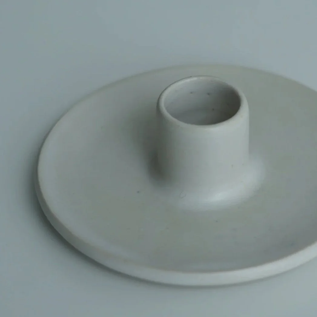 Ophélie_Candle_holder_corner.jpg