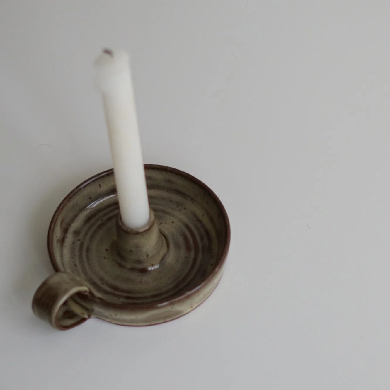 taper_candle_holder.jpg