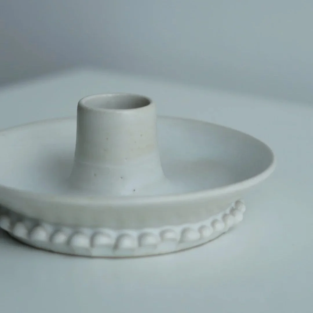 Juliette_candle_holder_front.jpg