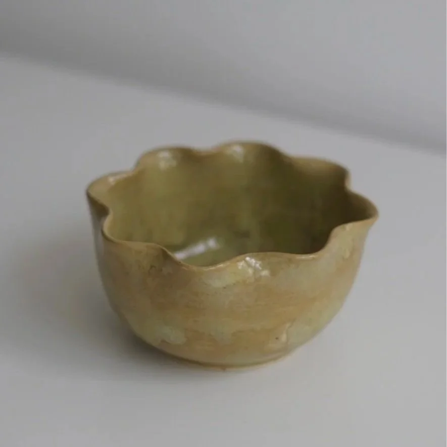 scalloped_bowl_side.jpg