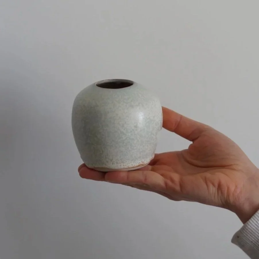 ceramic_bud_vase.jpg