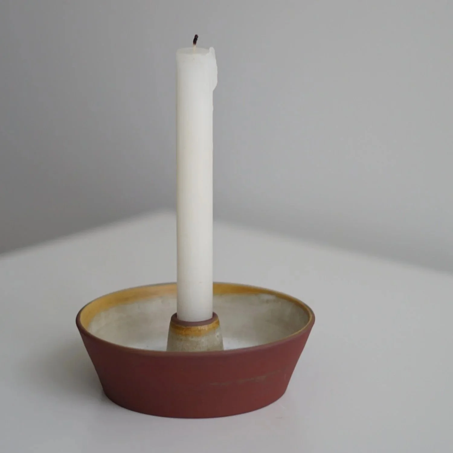 taper_candle_holder_front.jpg