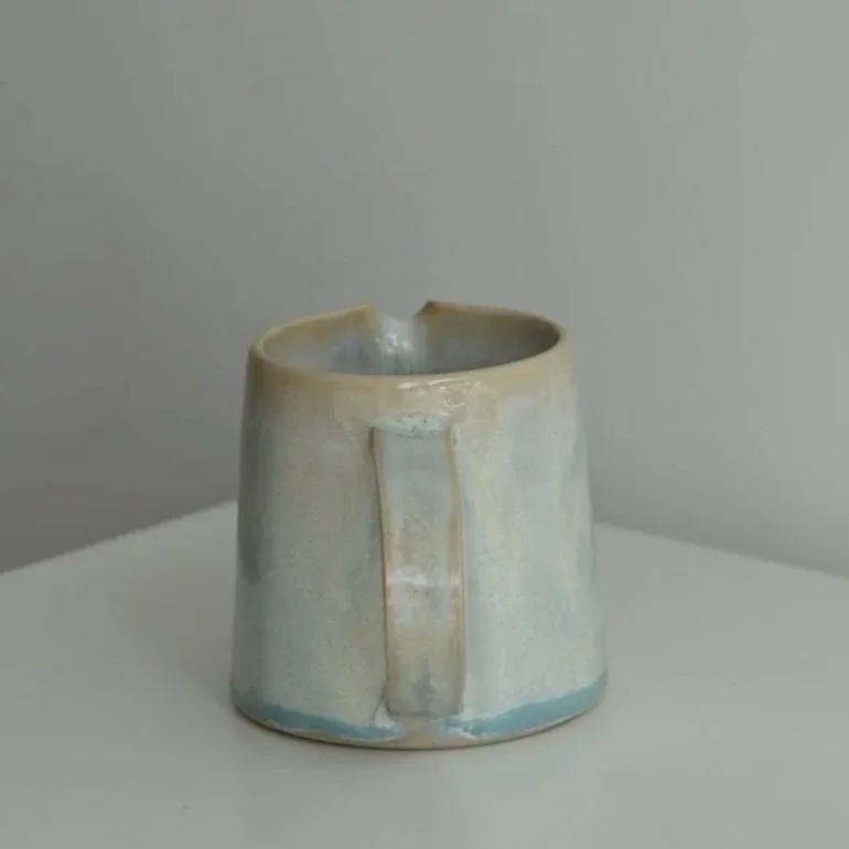 coralie_small_pitcher_handle.jpg