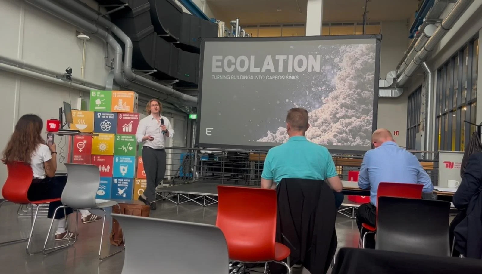 Competing Early:       What We Learned from the From Lab to Market Challenge
