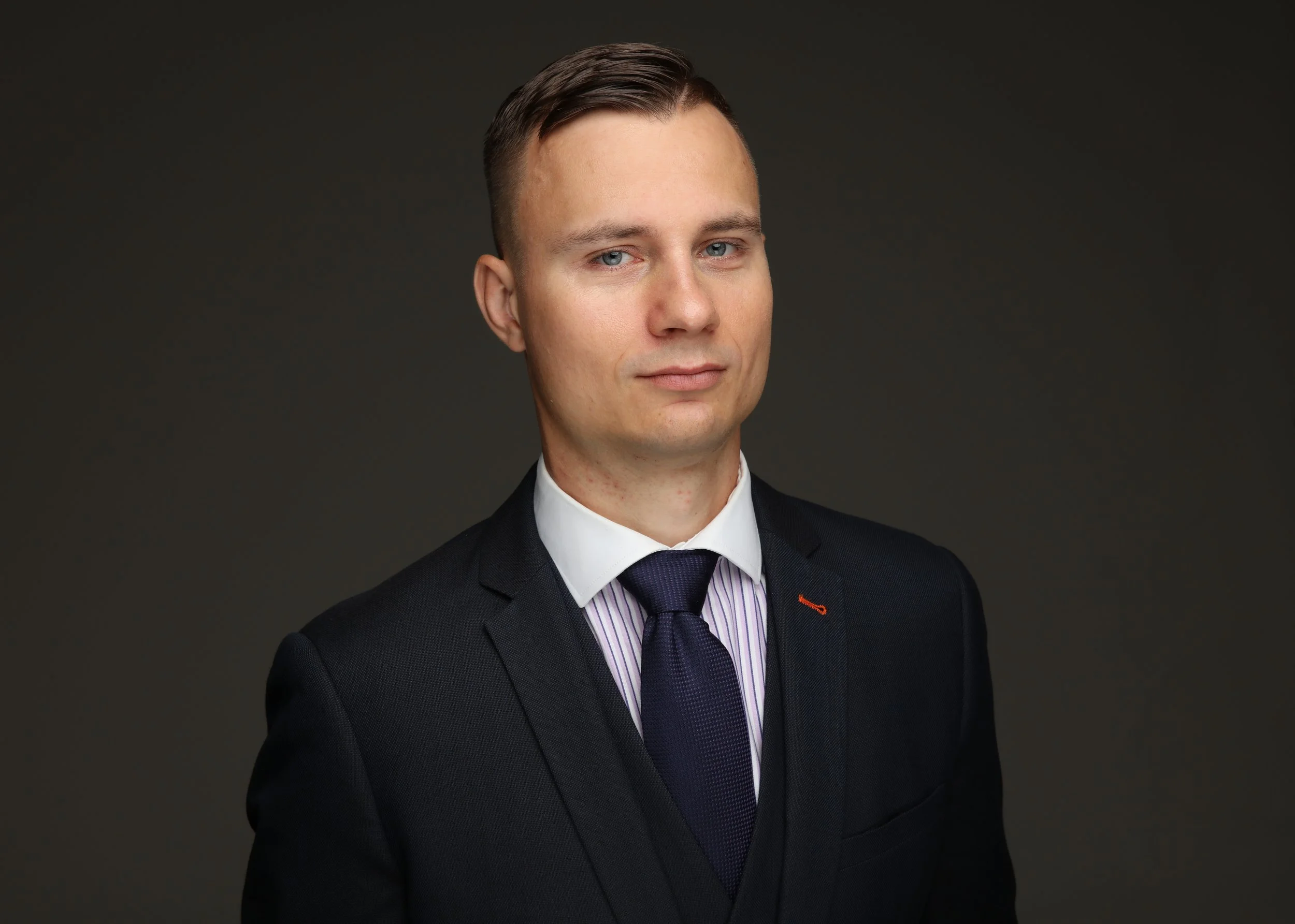 Alex Oblikovs MRICS

Valuation Surveyor