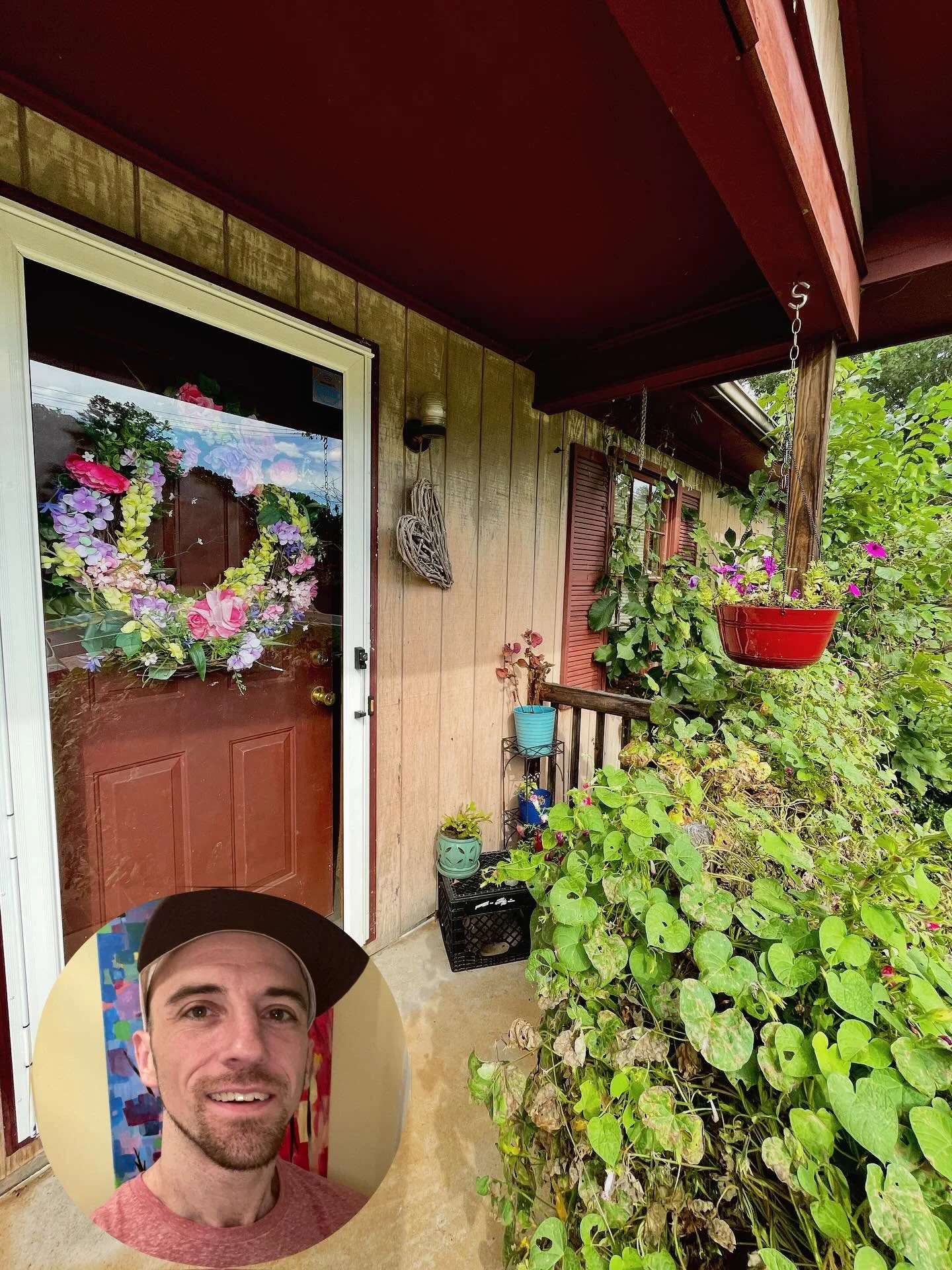 Love seeing my art on @jsharpe419's wreath again this year! Thanks for the motivation to keep creating new pieces. #artbyaaronadkins #floral #diy #aaronadkins #ncartist