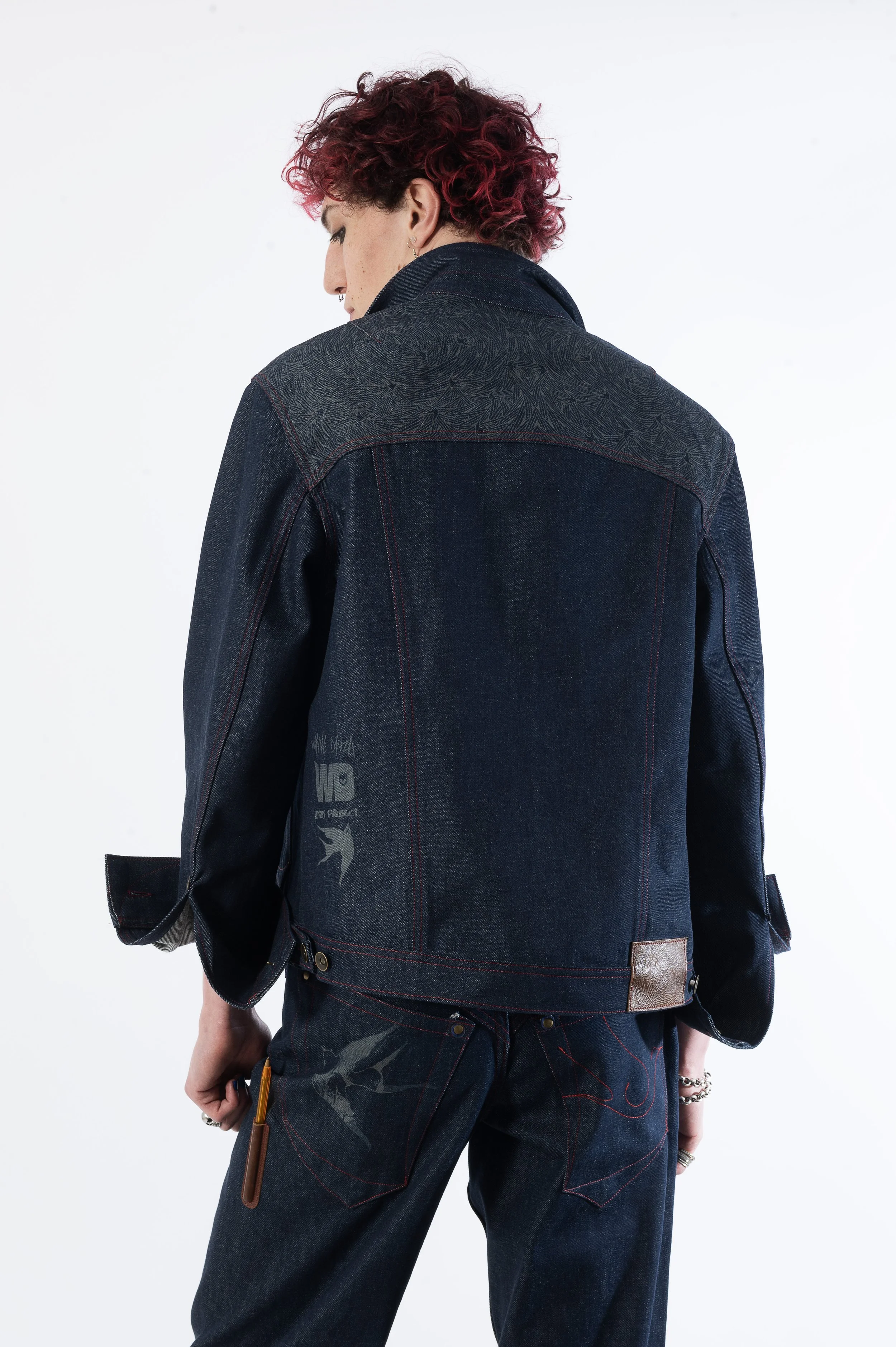 VESTE-jean-gravé-dos-ROSPROJECT.jpg