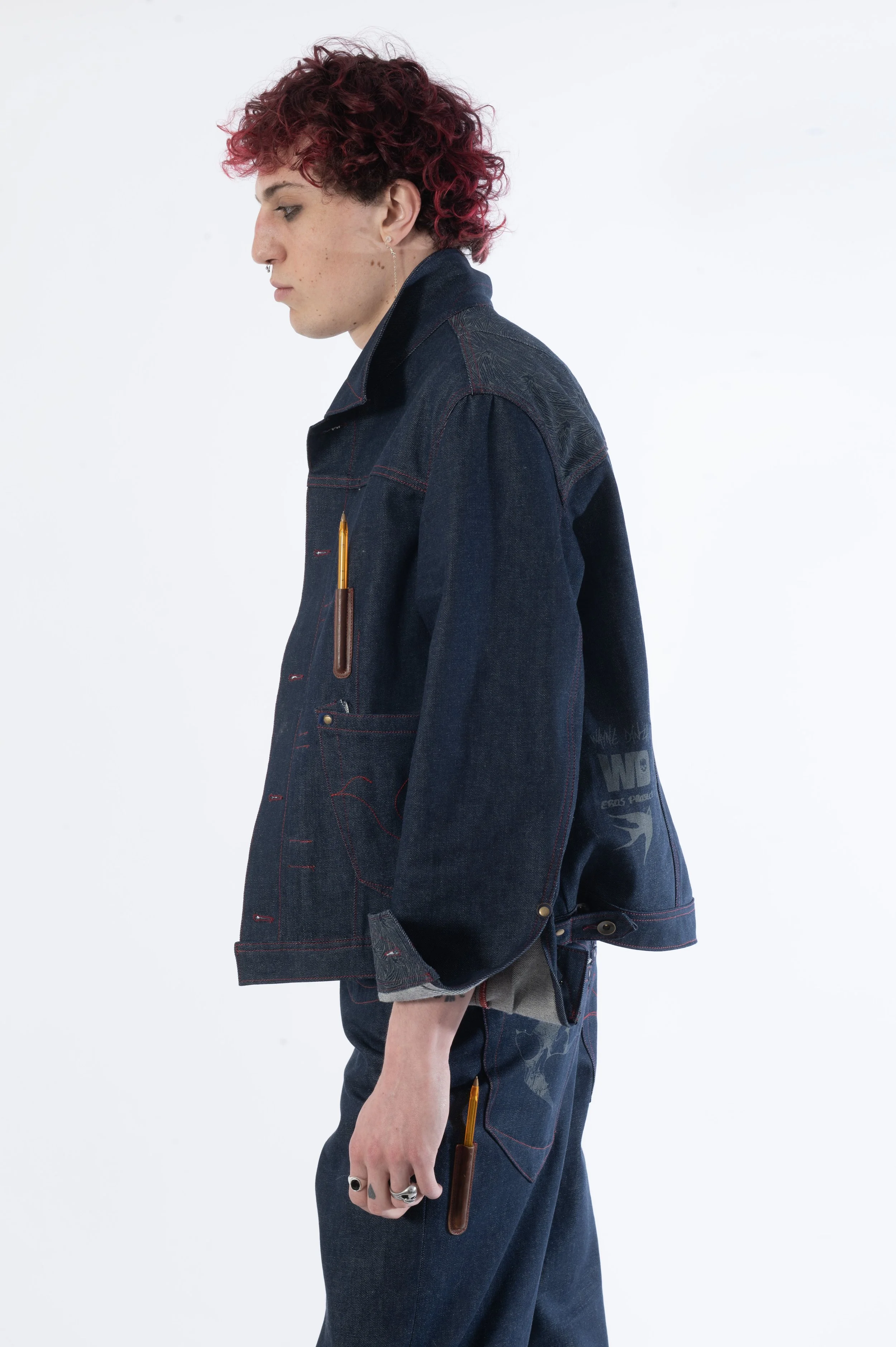 VESTE-jean-gravé-profil-EROSPROJECT.jpg